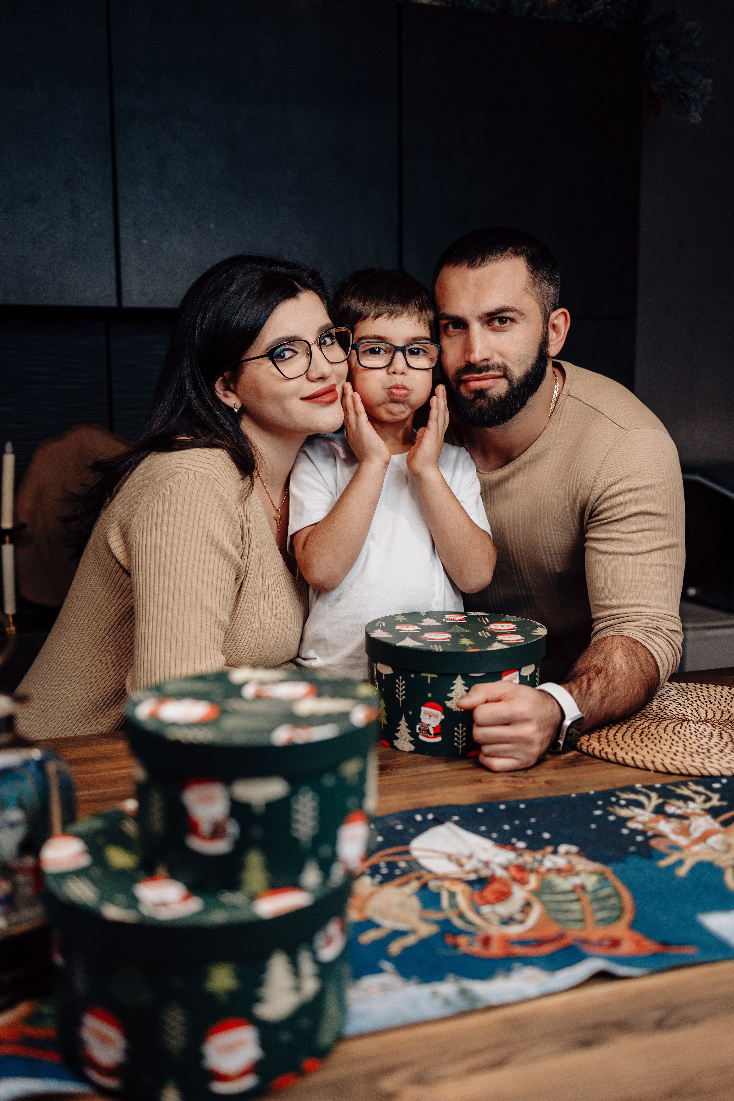 В студии. Свадебный фотограф в Москве Арчылан Николаев