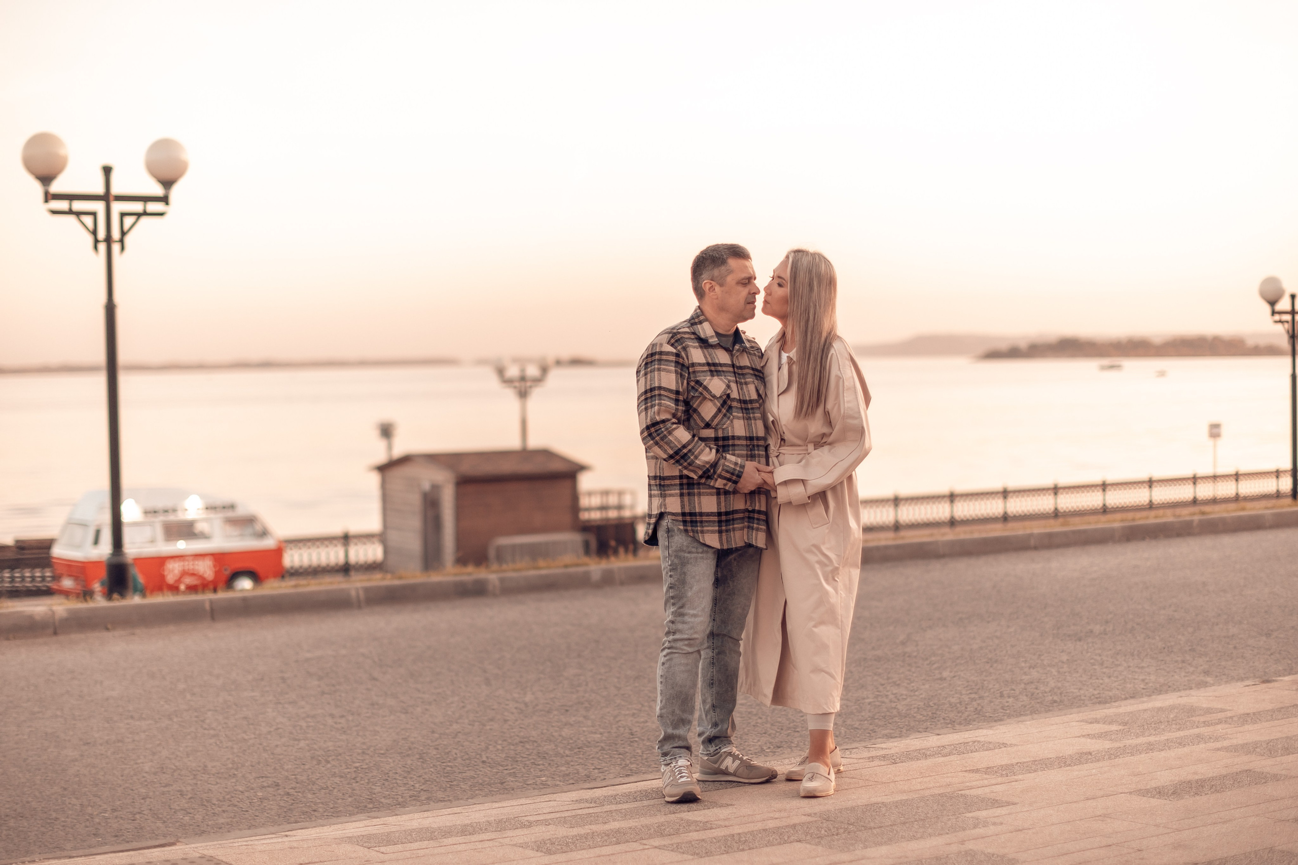 Алексей, Елена и Тимур. Пляж. Главная