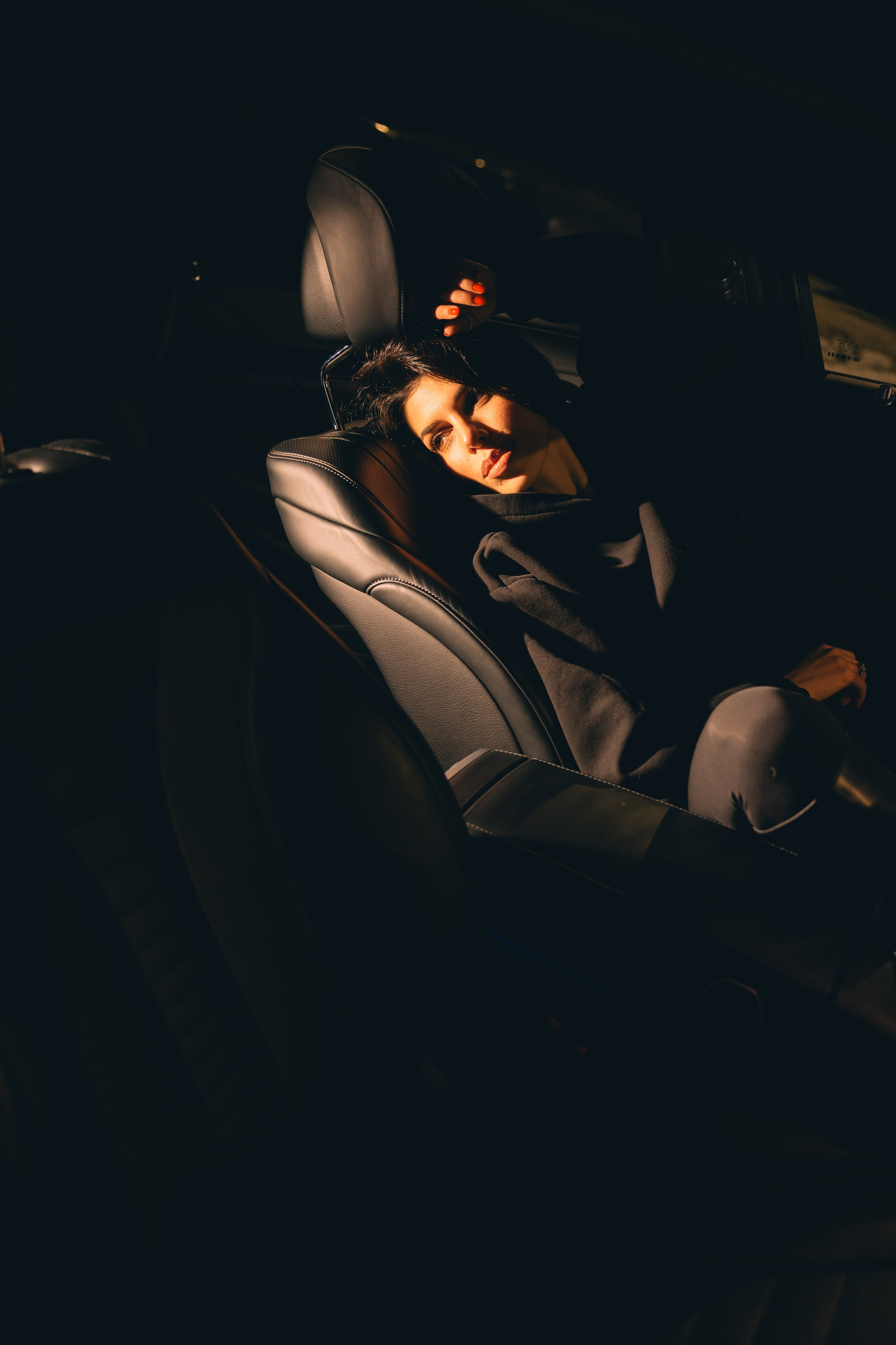 МАРИНА. Я фотограф из Москвы к Вашим услугам