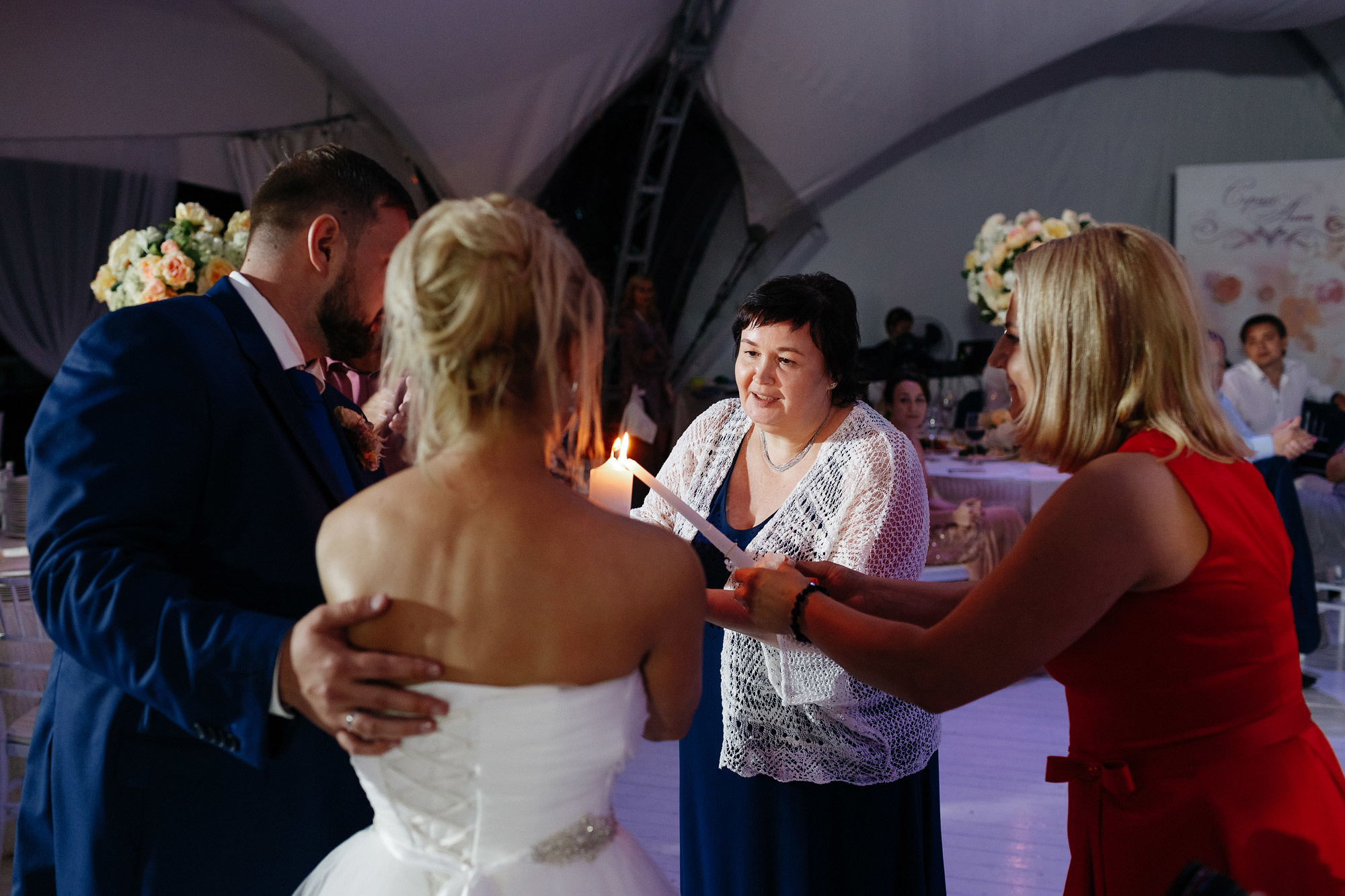 Свадьба в Артилэнд, г. Балашиха, Россия. Фотограф Сергей Наставник. Рекламная фотосъемка любой сложности