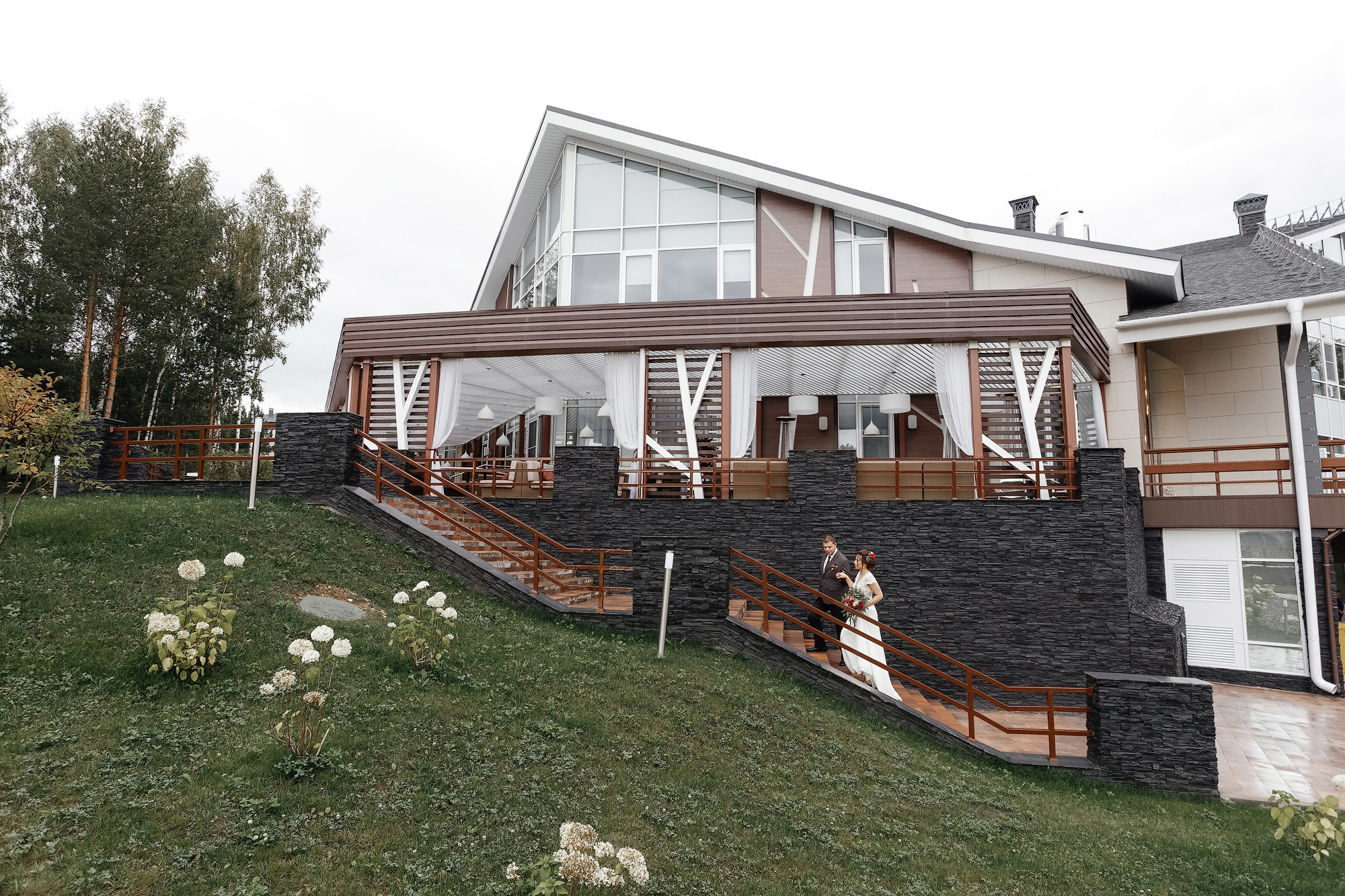 Свадьба в Доброграде, Россия. Фотограф Сергей Наставник. Рекламная фотосъемка любой сложности