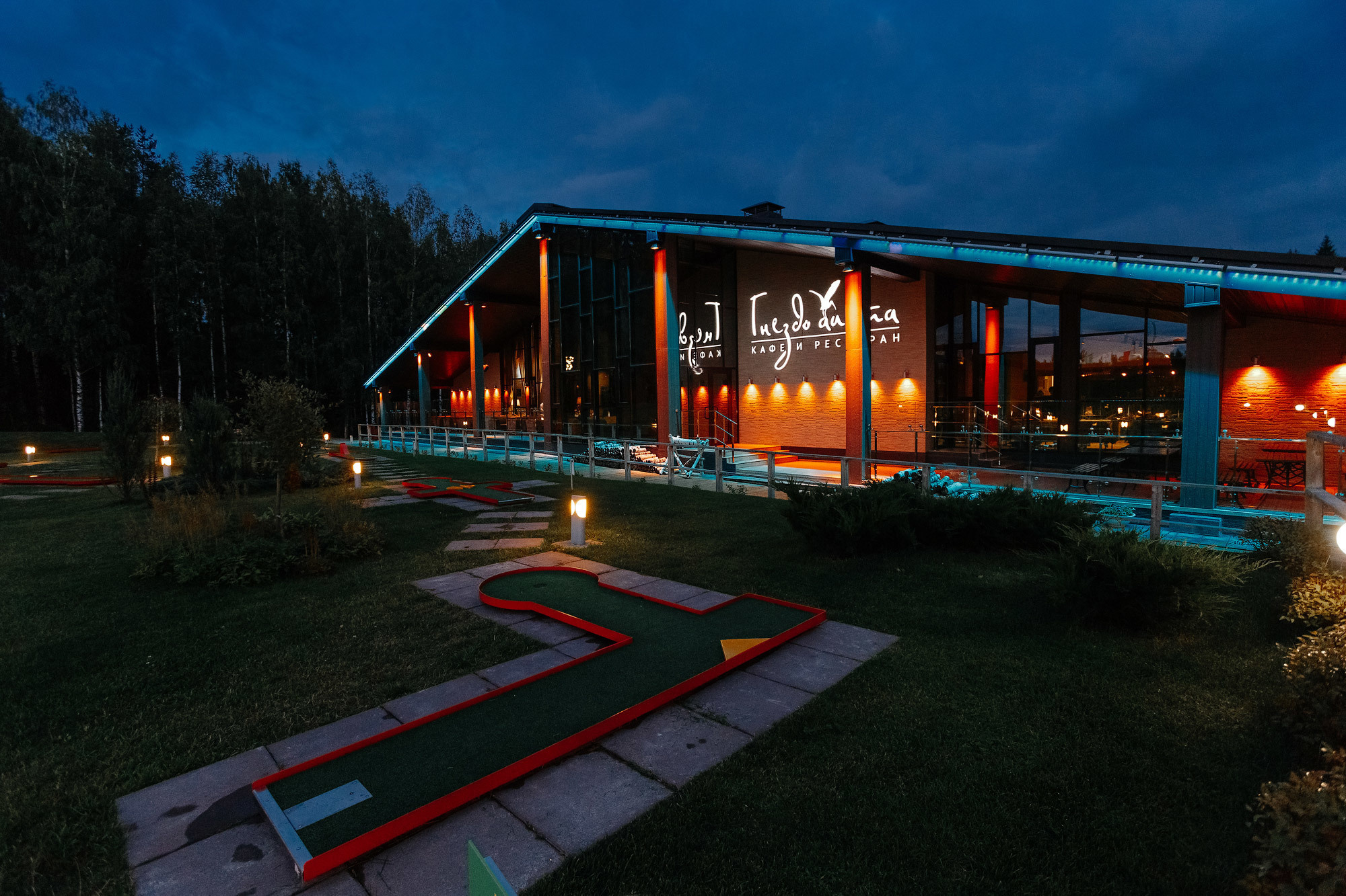 Свадьба в Доброграде, Россия. Фотограф Сергей Наставник. Рекламная фотосъемка любой сложности