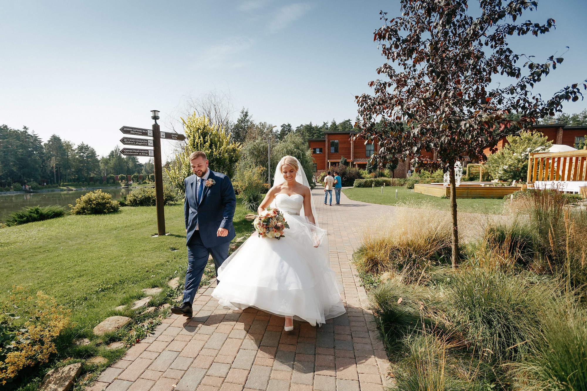 Свадьба в Артилэнд, г. Балашиха, Россия. Фотограф Сергей Наставник. Рекламная фотосъемка любой сложности