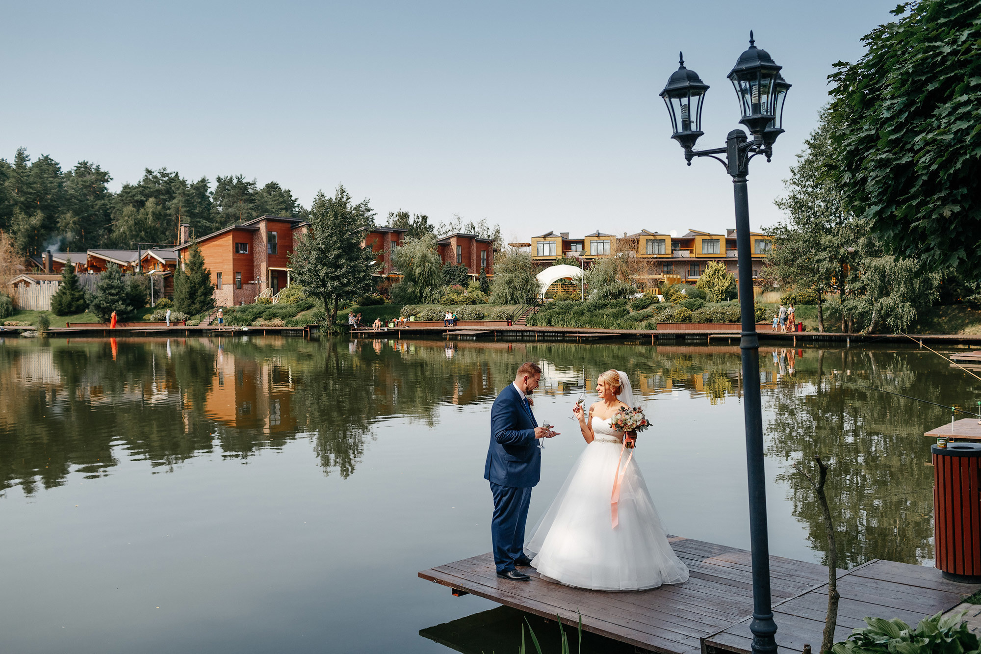 Свадьба в Артилэнд, г. Балашиха, Россия. Фотограф Сергей Наставник. Рекламная фотосъемка любой сложности