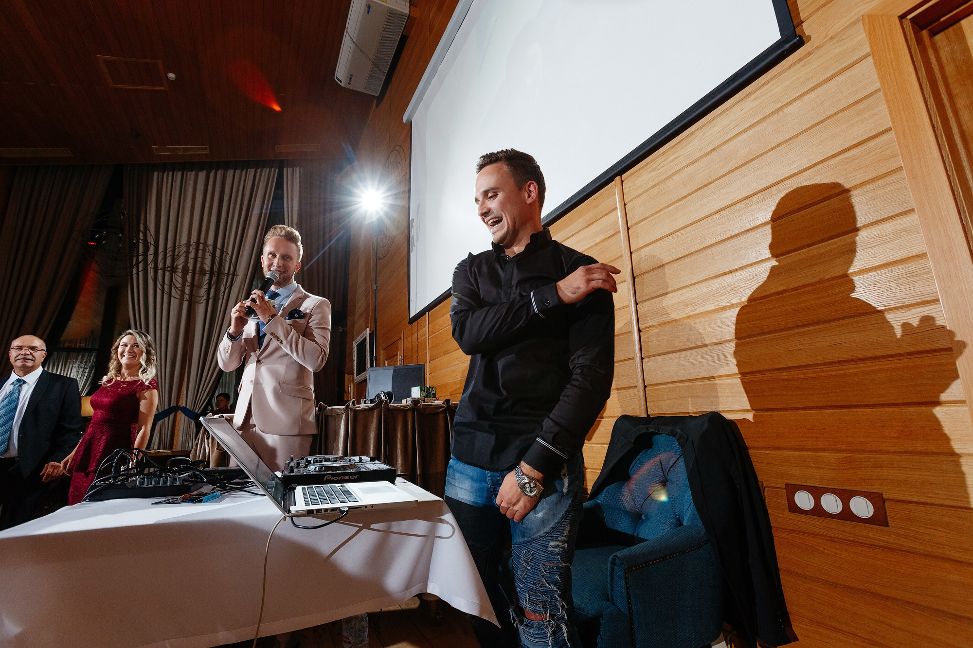 Свадьба в Доброграде, Россия. Фотограф Сергей Наставник. Рекламная фотосъемка любой сложности