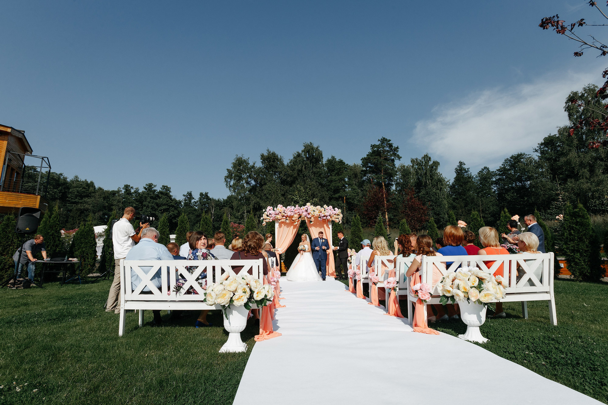 Свадьба в Артилэнд, г. Балашиха, Россия. Фотограф Сергей Наставник. Рекламная фотосъемка любой сложности