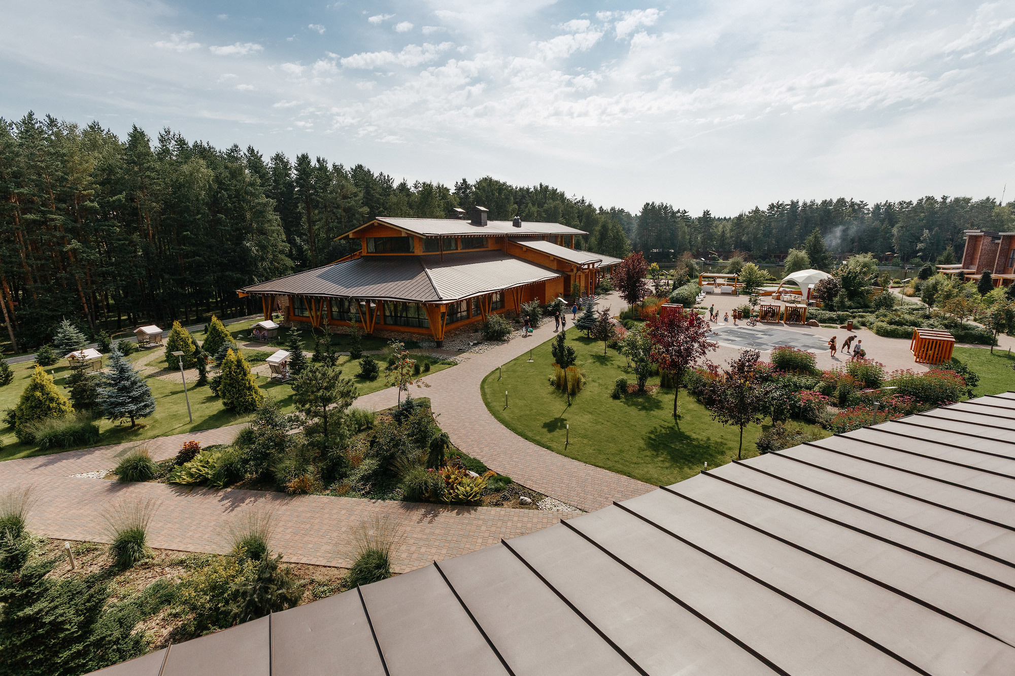 Свадьба в Артилэнд, г. Балашиха, Россия. Фотограф Сергей Наставник. Рекламная фотосъемка любой сложности