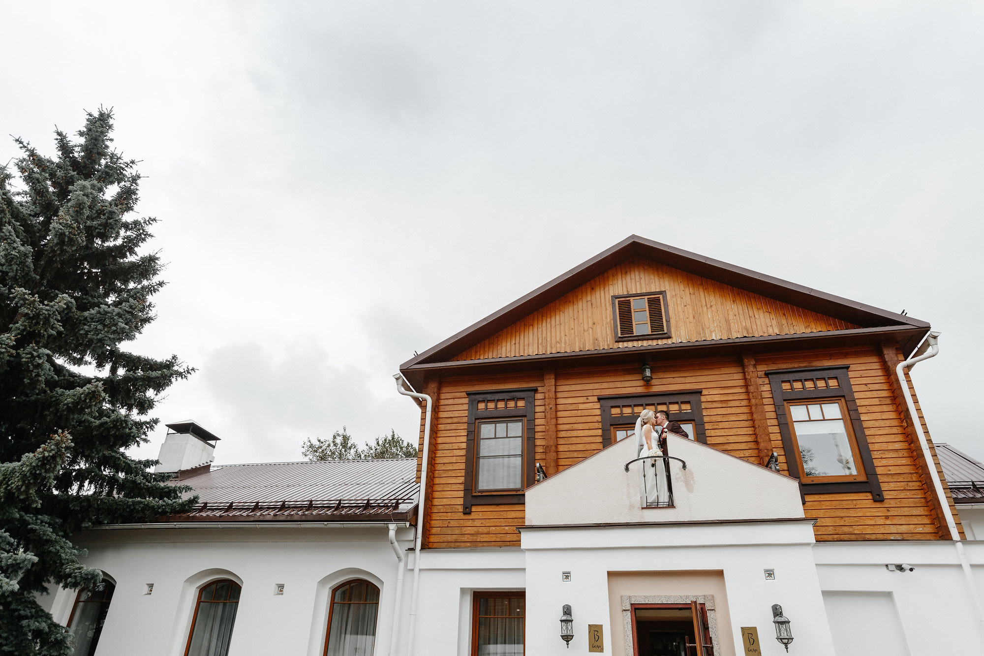Wedding in Voznesenskaya Sloboda, Vladimir, Russia. Свадебный и Fashion-фотограф в Москве Сергей Наставник