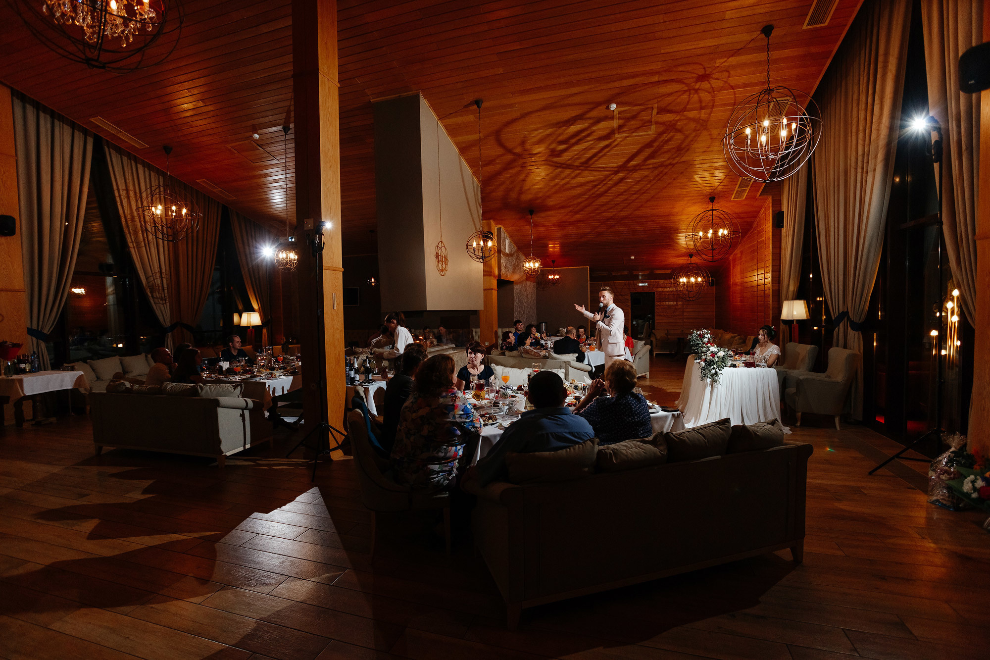 Свадьба в Доброграде, Россия. Фотограф Сергей Наставник. Рекламная фотосъемка любой сложности