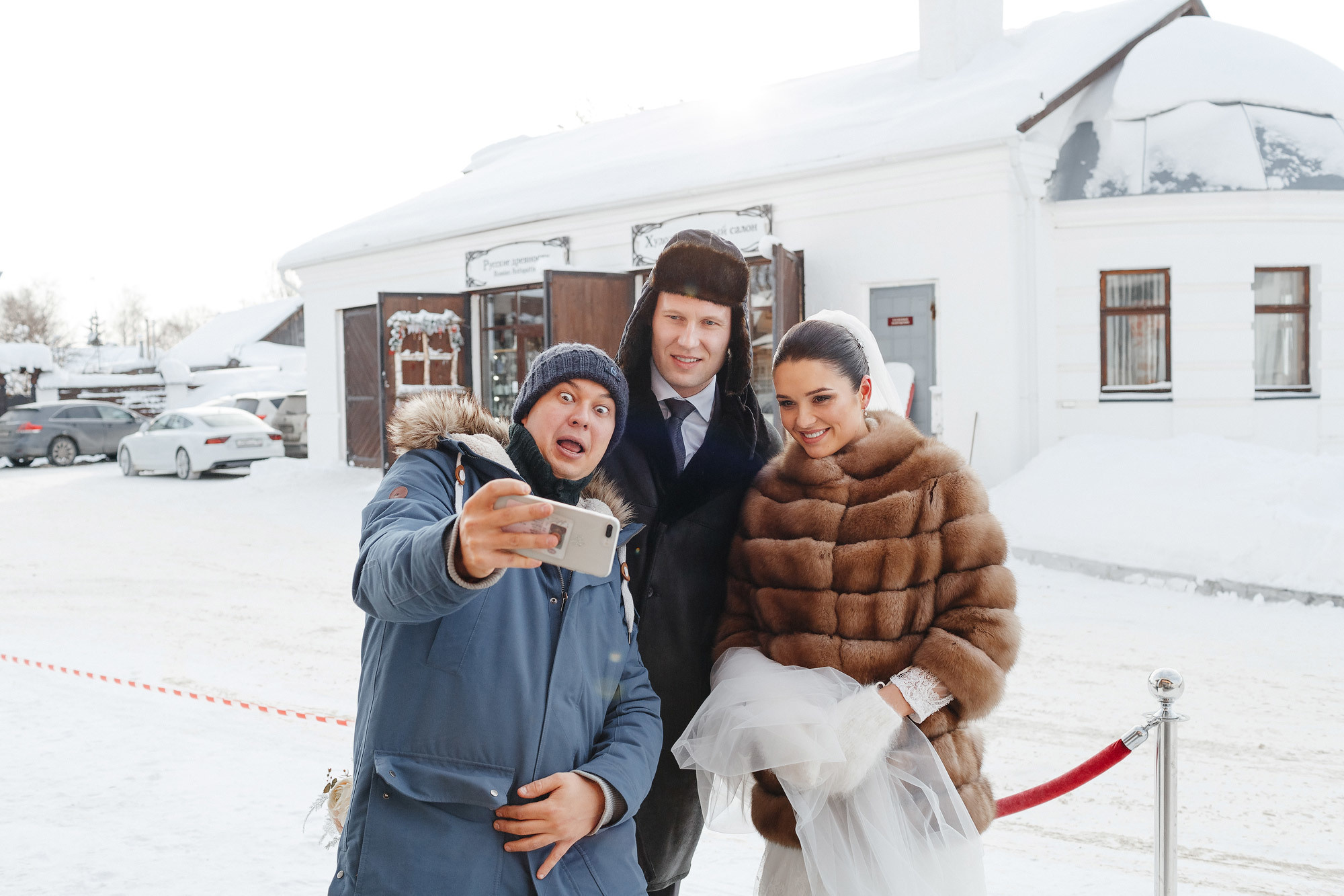 Свадьба в Пушкарской слободе, г. Суздаль, Россия. Фотограф Сергей Наставник. Рекламная фотосъемка любой сложности