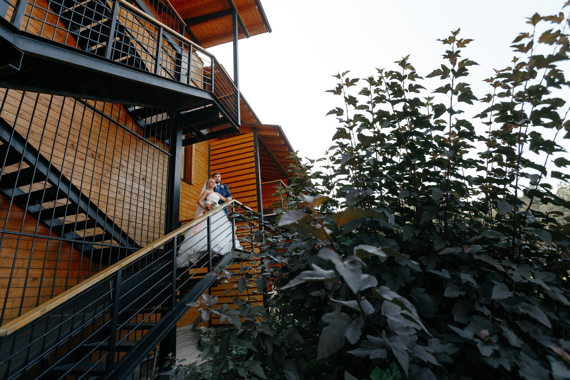 Свадьба в Артилэнд, г. Балашиха, Россия. Фотограф Сергей Наставник. Рекламная фотосъемка любой сложности