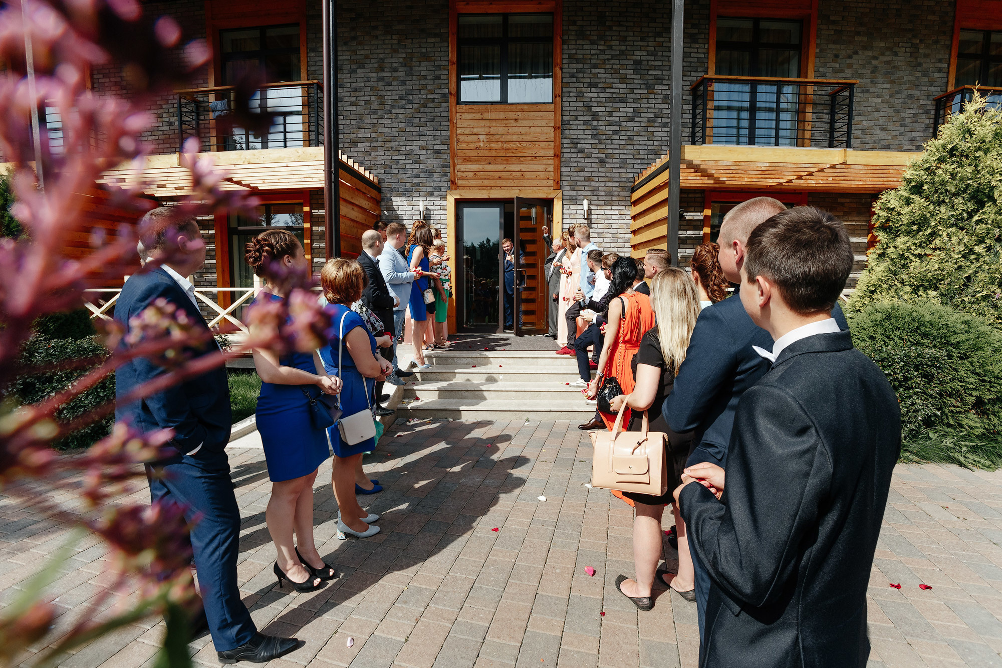 Свадьба в Артилэнд, г. Балашиха, Россия. Фотограф Сергей Наставник. Рекламная фотосъемка любой сложности