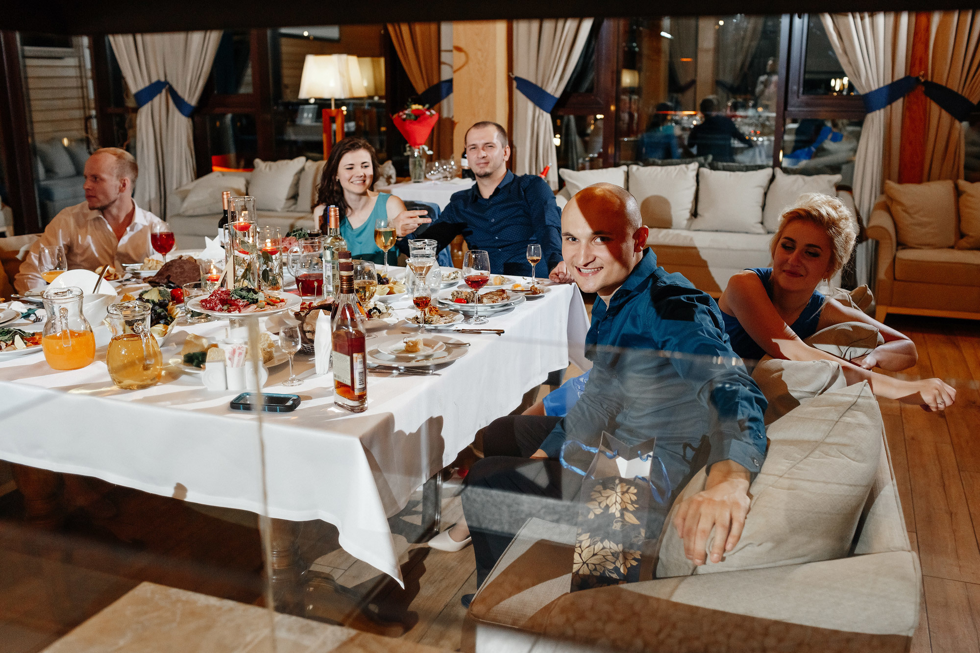 Свадьба в Доброграде, Россия. Фотограф Сергей Наставник. Рекламная фотосъемка любой сложности