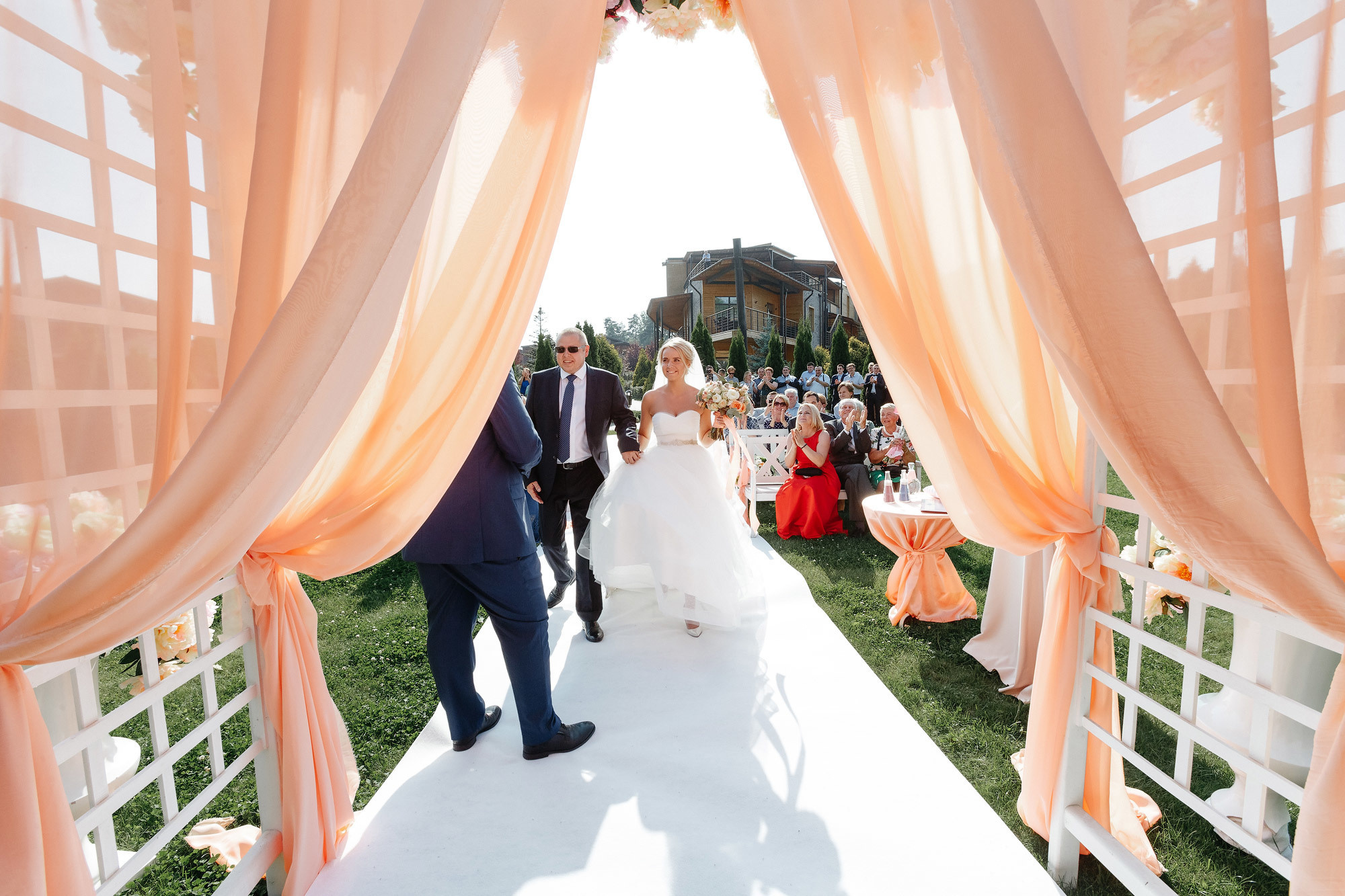 Свадьба в Артилэнд, г. Балашиха, Россия. Фотограф Сергей Наставник. Рекламная фотосъемка любой сложности