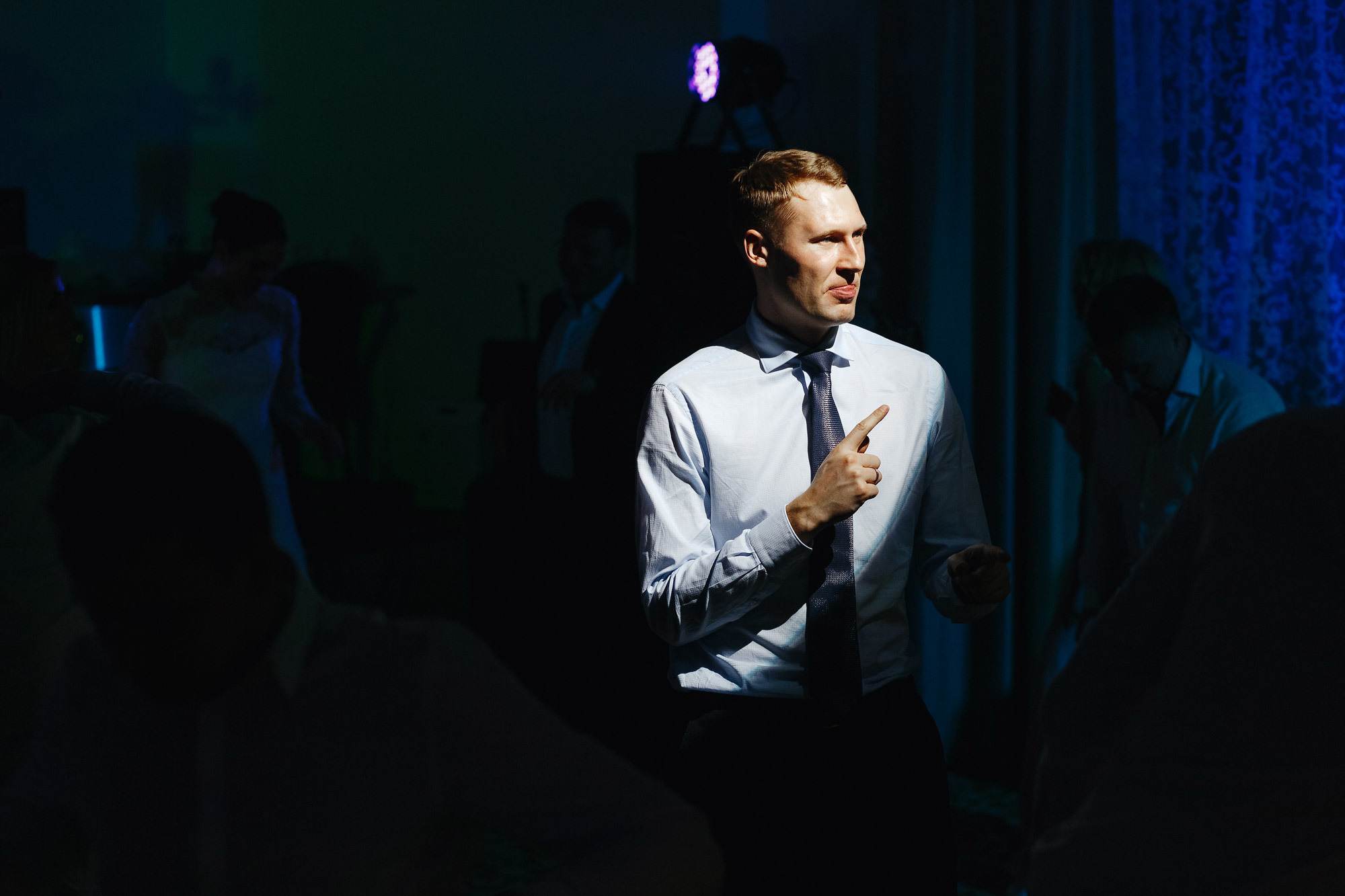 Свадьба в Пушкарской слободе, г. Суздаль, Россия. Фотограф Сергей Наставник. Рекламная фотосъемка любой сложности