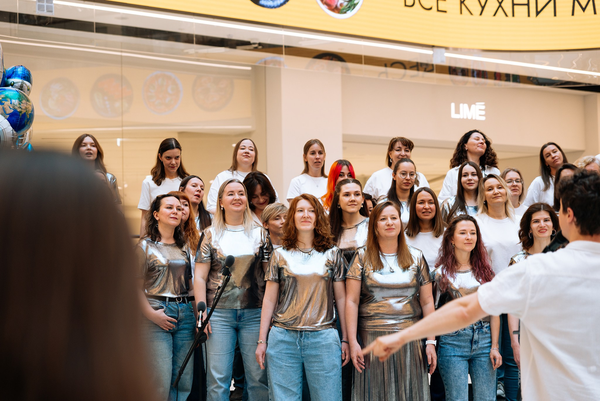 Нескучный хор ТРЦ «Голливуд». Апрель 26. Репортажный фотограф в Санкт-Петербурге Анастасия Клёпова