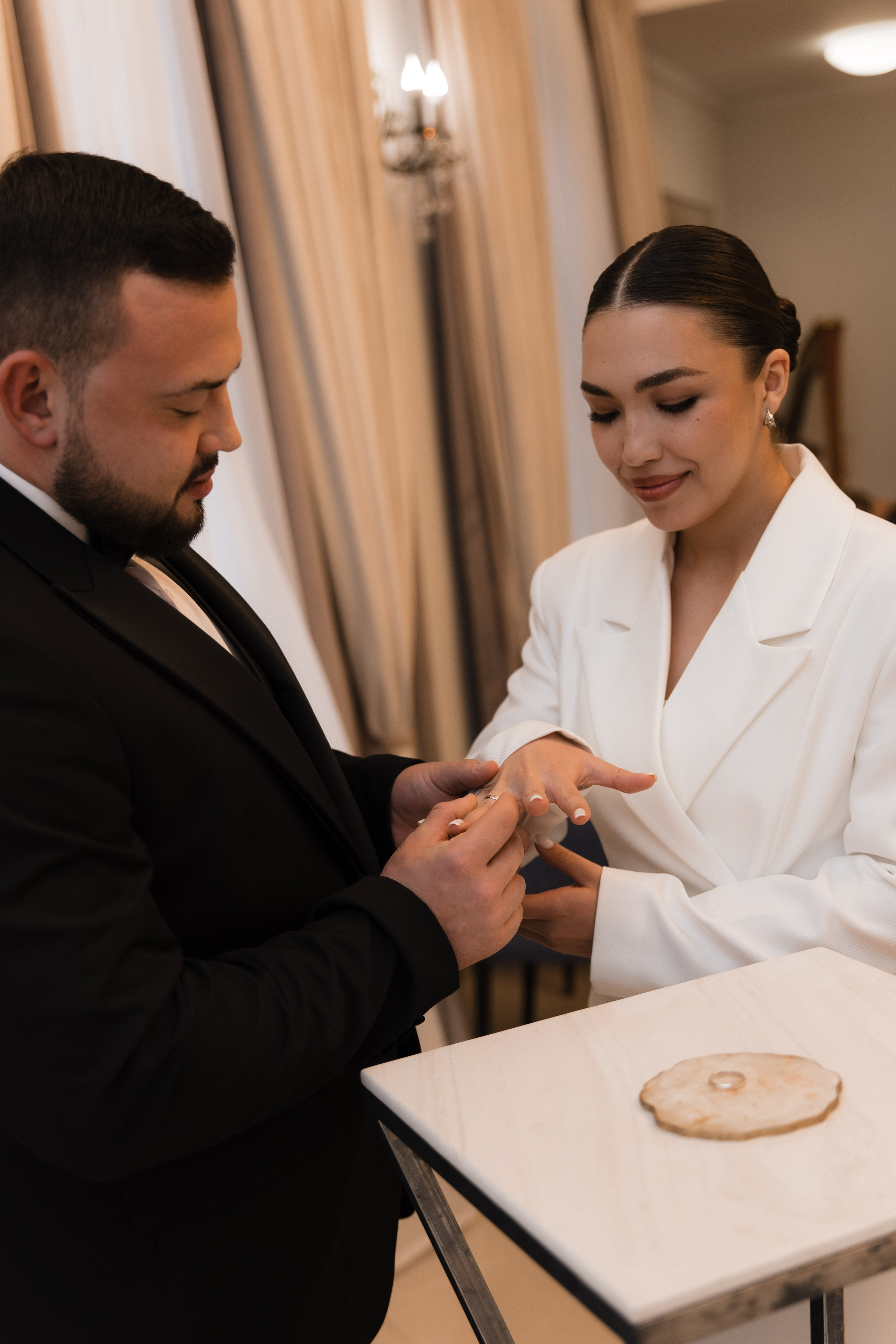 А & В ЗАГС ВДНХ. Женский и свадебный фотограф Москва Елизавета Перова