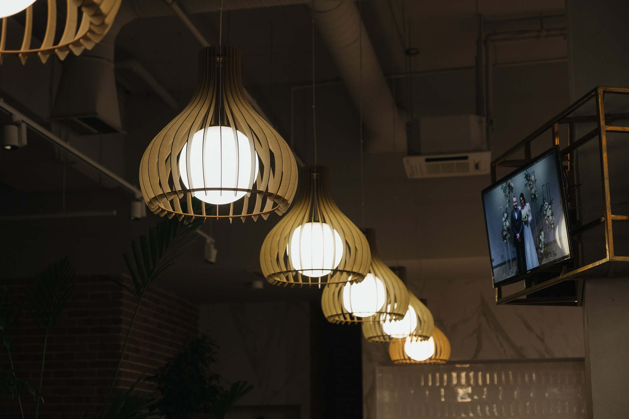 Свадебная фотосессия Москве — лучшие места, стиль, образы, красивые кадры, эмоции. Свадебный фотограф в Екатеринбурге — заказ профессиональной фотосесии, все виды фотосъемки