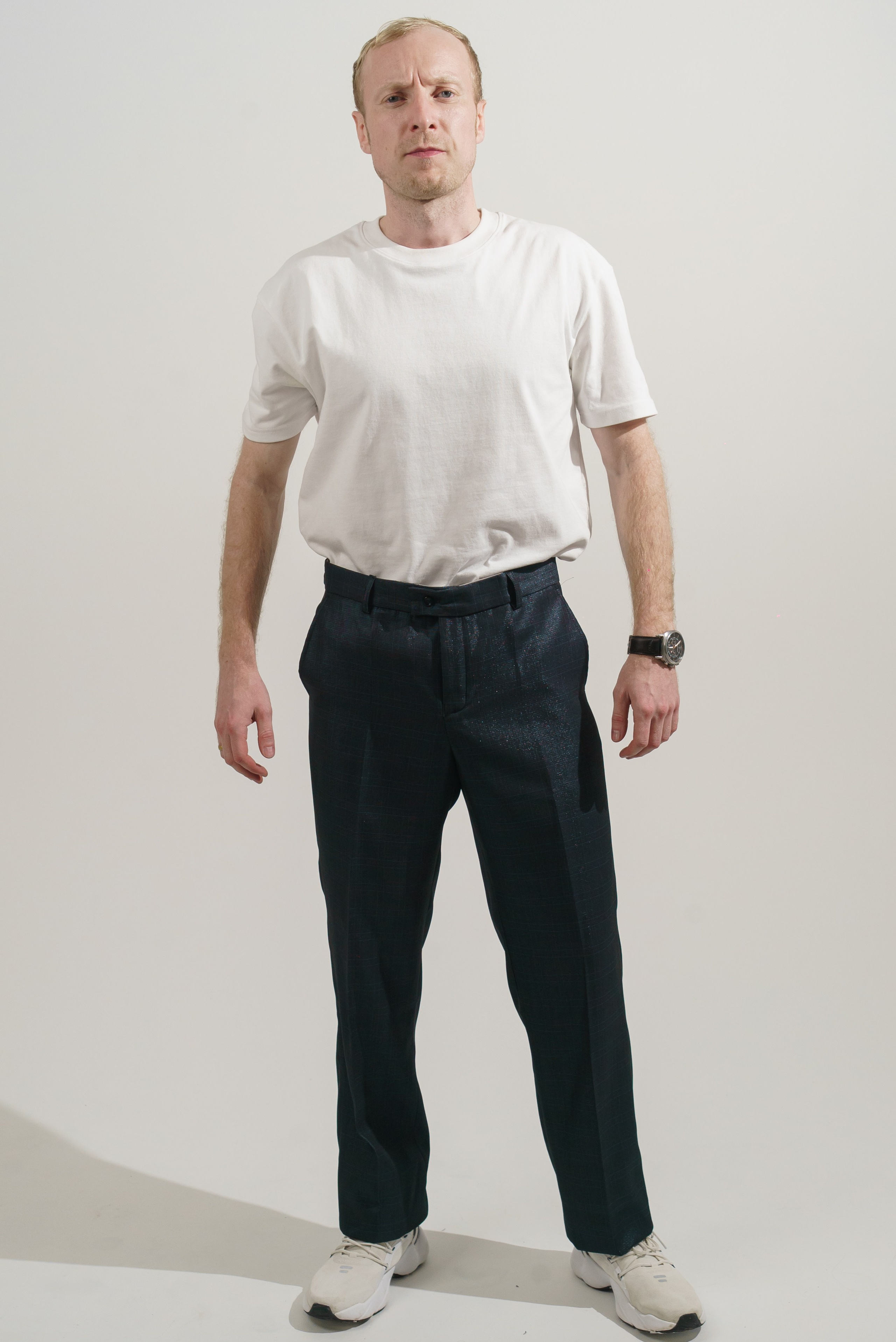 Предметная фотосъемка одежды для Wildberries и Ozon — бренды Краснодара. Фото и видеосъемка одежды для маркетплейсов Ozon, Wildberries. Шедевры для Вас! Фотограф и Видеограф в Краснодаре Пахиев Руслан