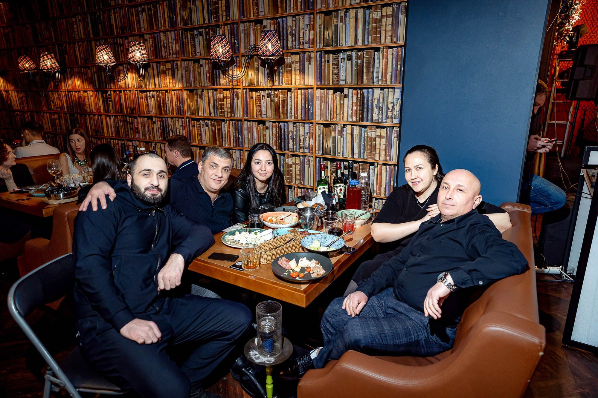 Новый год 2024 в Peoples. Сергей Кошкин. Репортажная и ивент-фотография в Сургуте