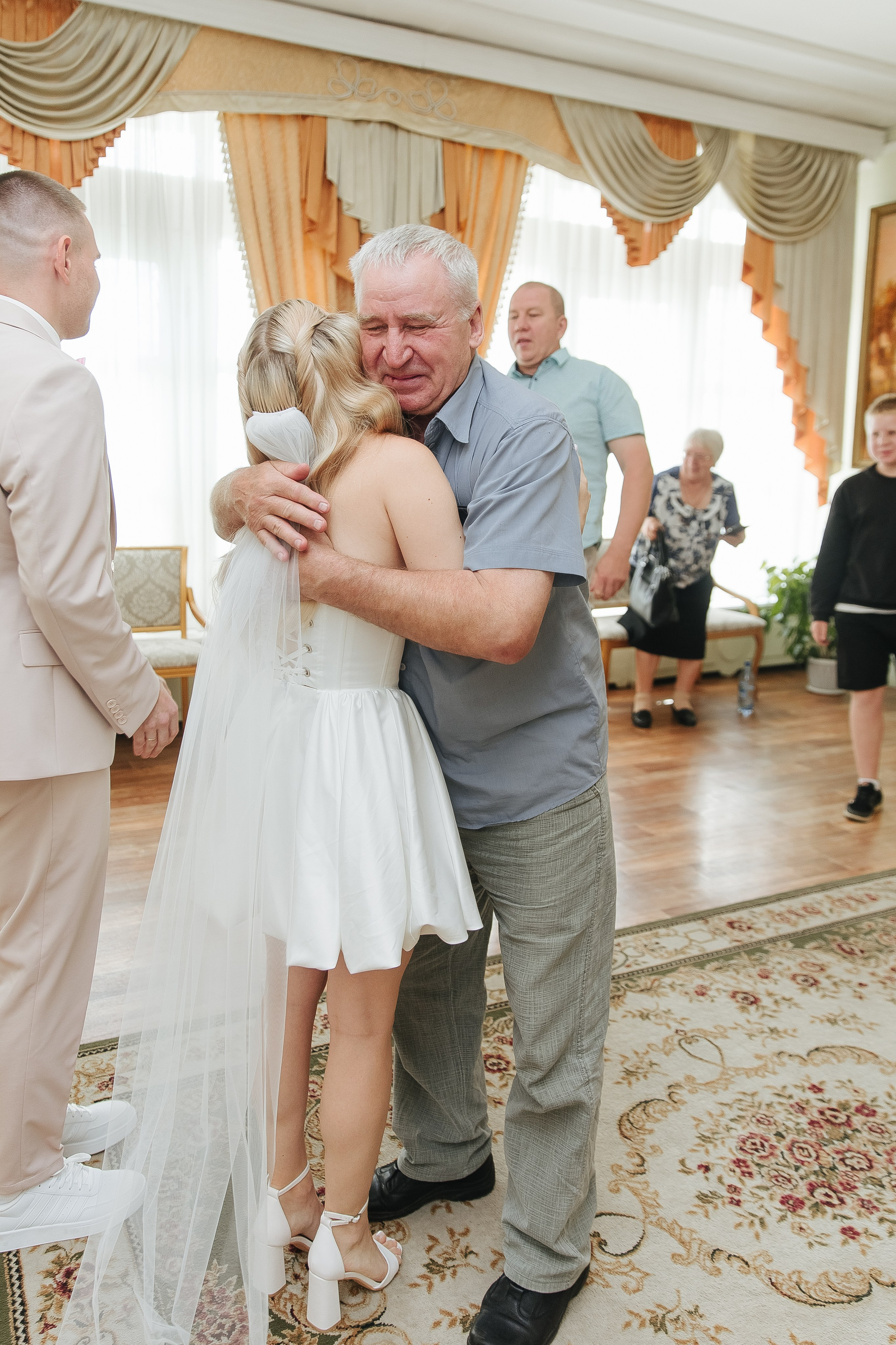 Роспись ЗАГС. Фотограф в Красноярске Любовь Малеева