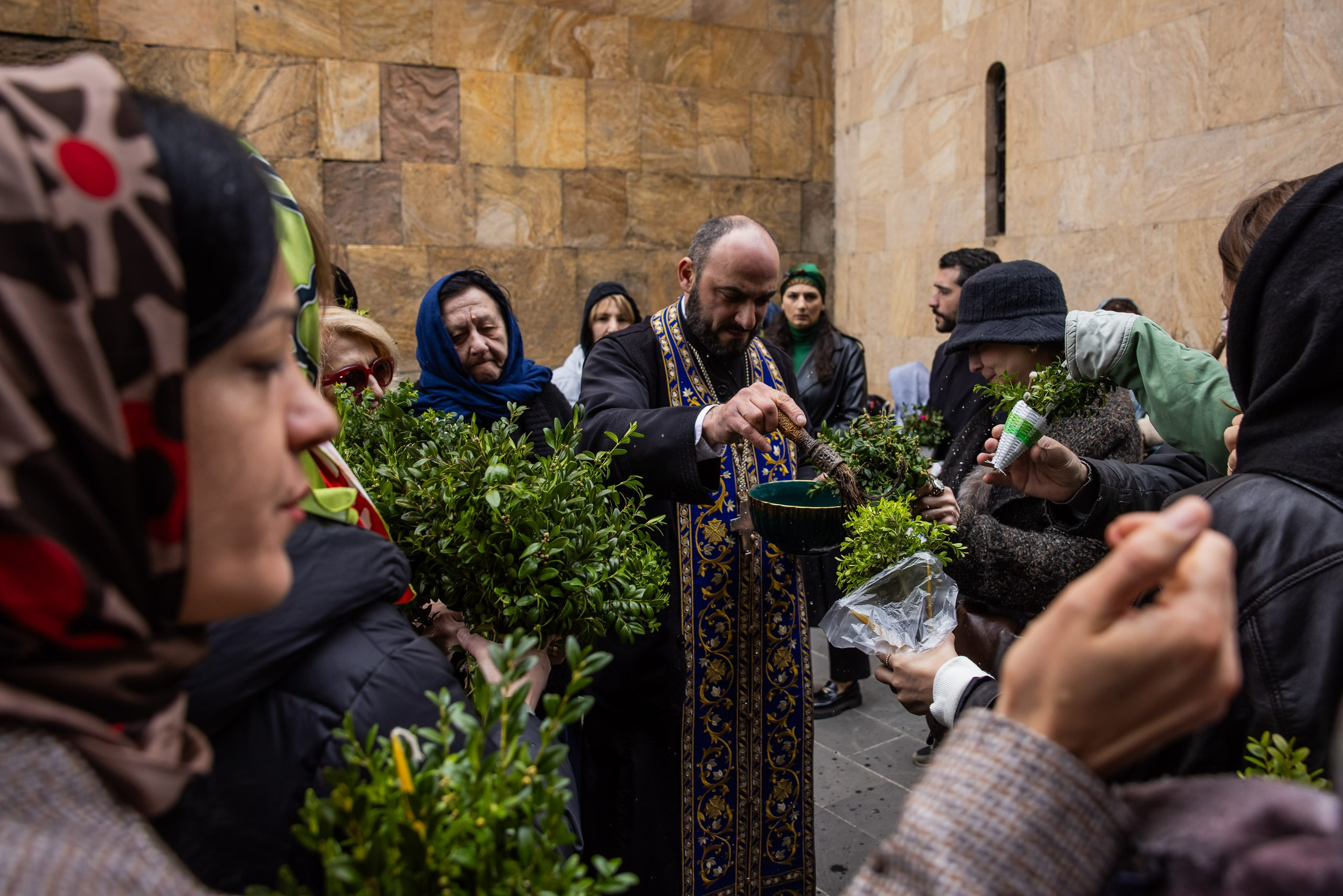 Вербное (Самшитовое) воскресенье в Грузии. Промышленный фотограф, фоторепортаж, Россия