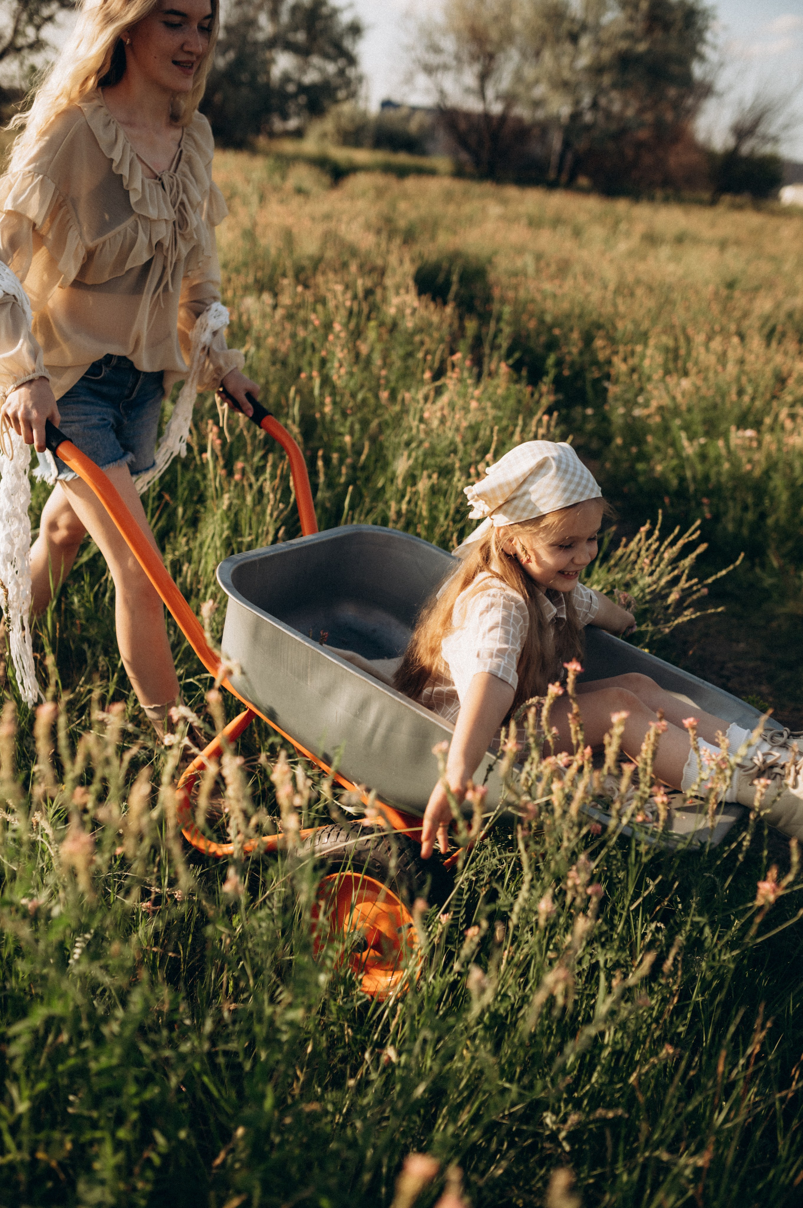 Летний вечер в деревне. Фотограф Мария Стрелкова