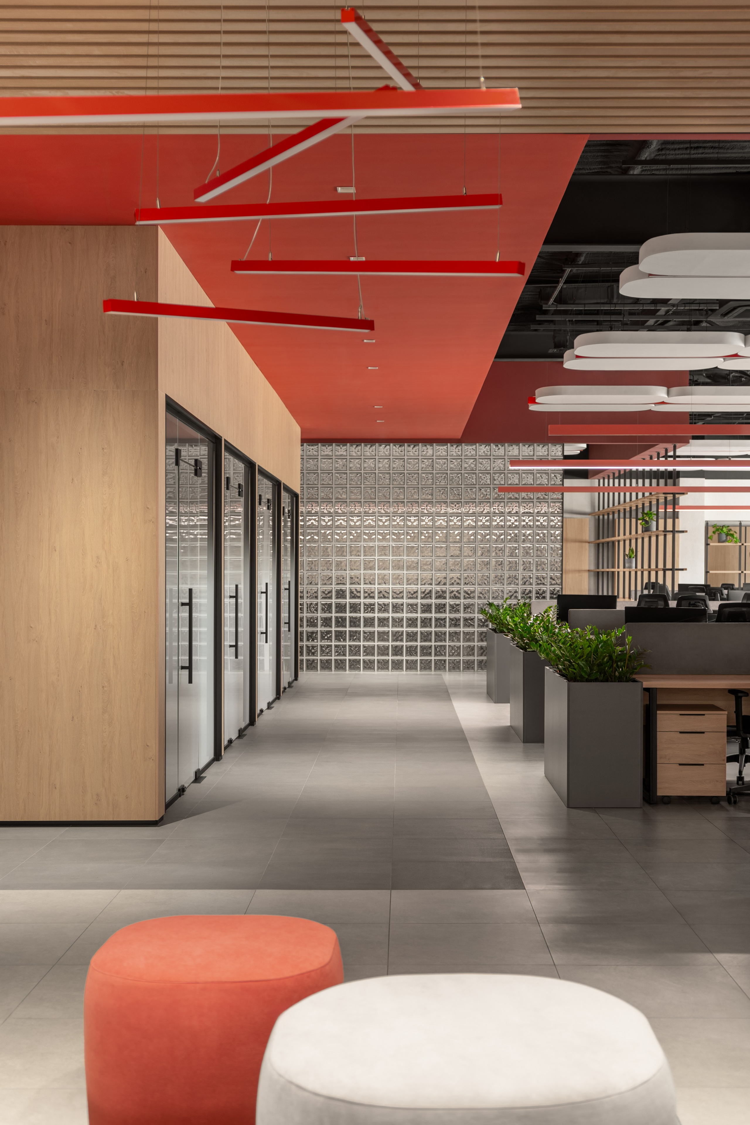 Алёна Красатулина — Allur Auto. Roman Yakunin — interior photographer in Almaty, Kazakhstan