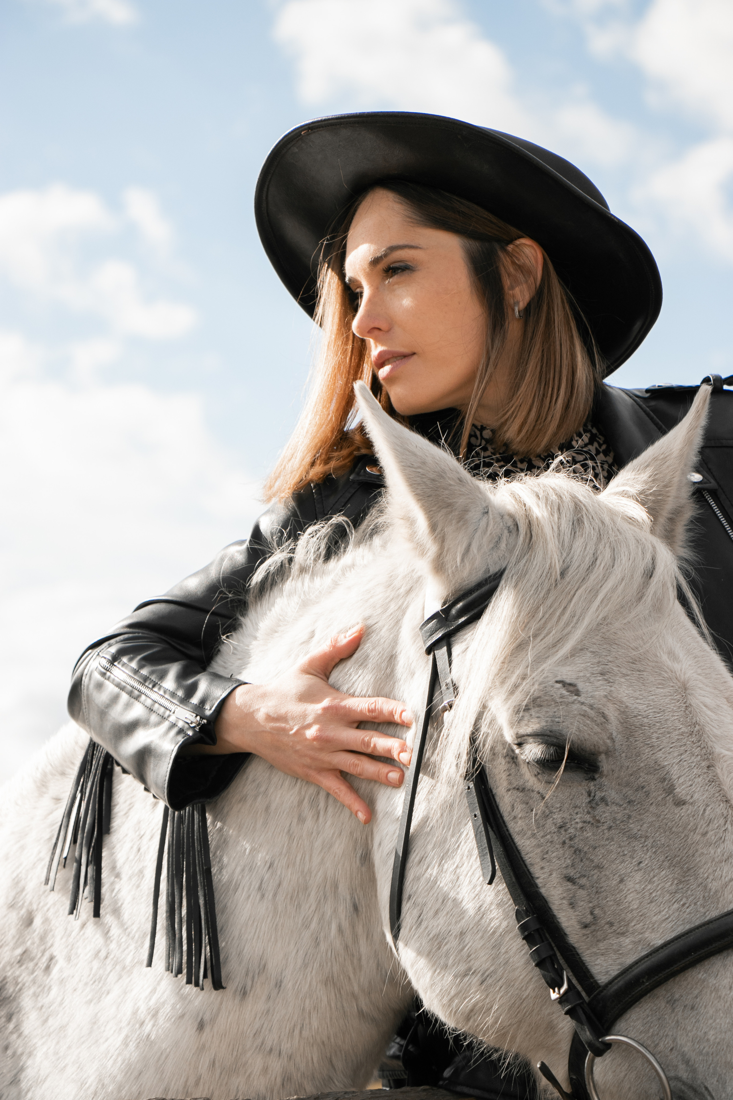 Олеся Гарченко и Пепел. Фотосессии с лошадьми в Москве, Новосибирске