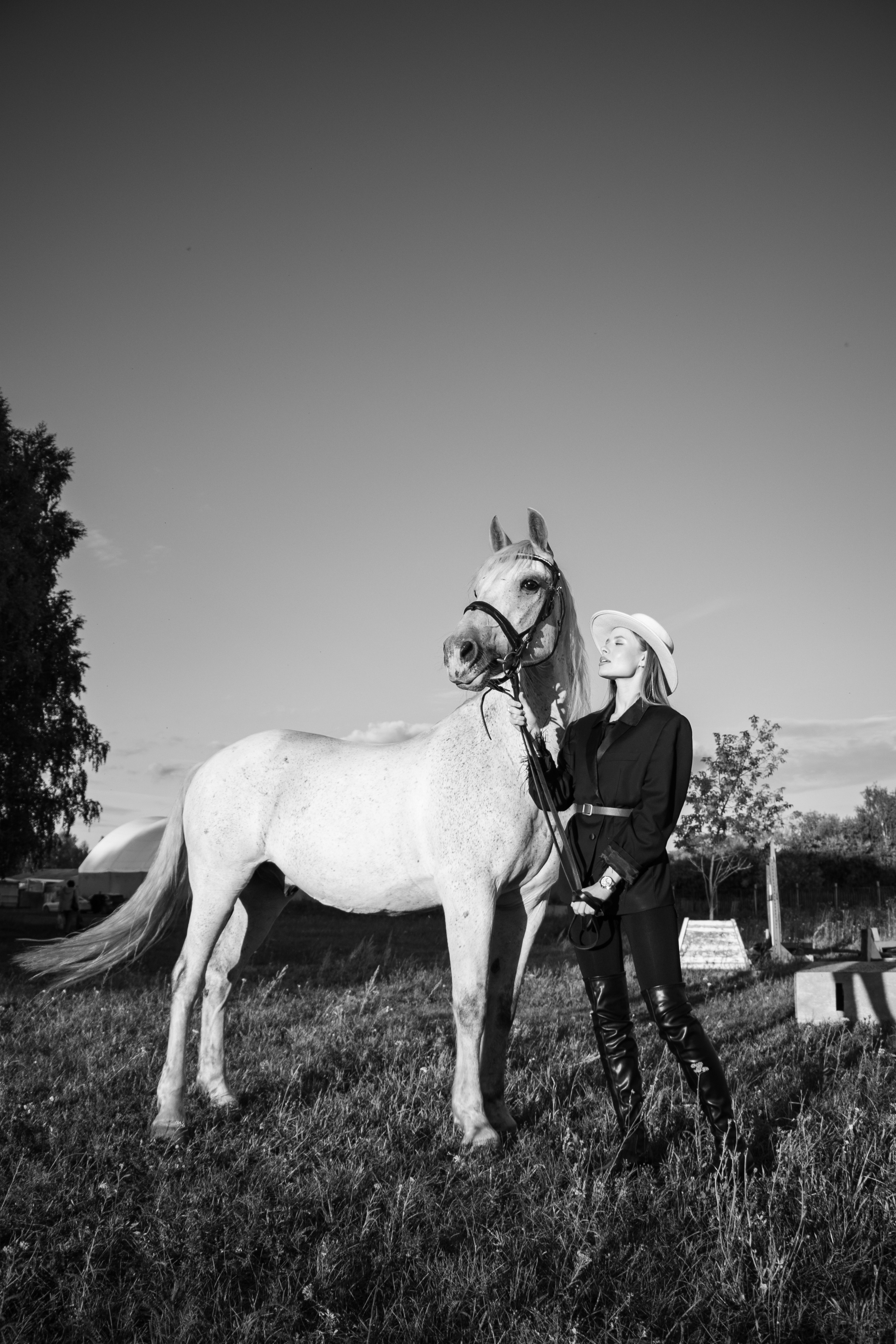Алина Калинина и Пепел. Фотосессии с лошадьми в Москве, Новосибирске