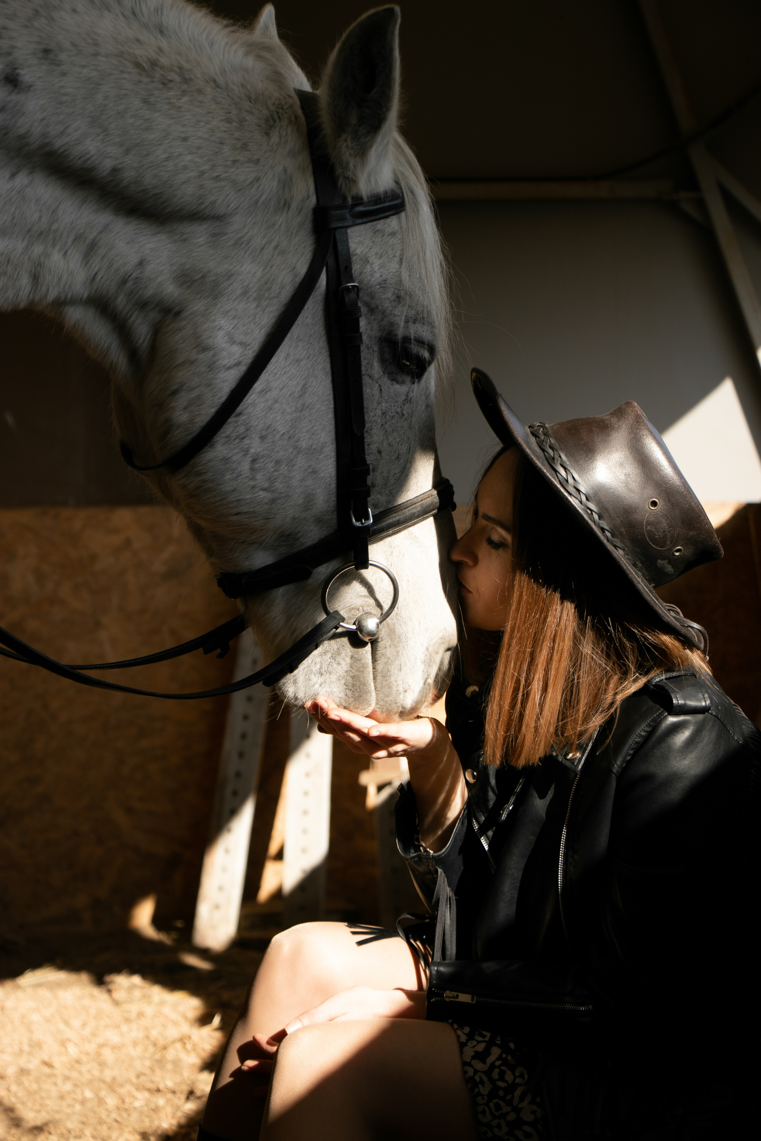 Олеся Гарченко и Пепел. Фотосессии с лошадьми в Москве, Новосибирске
