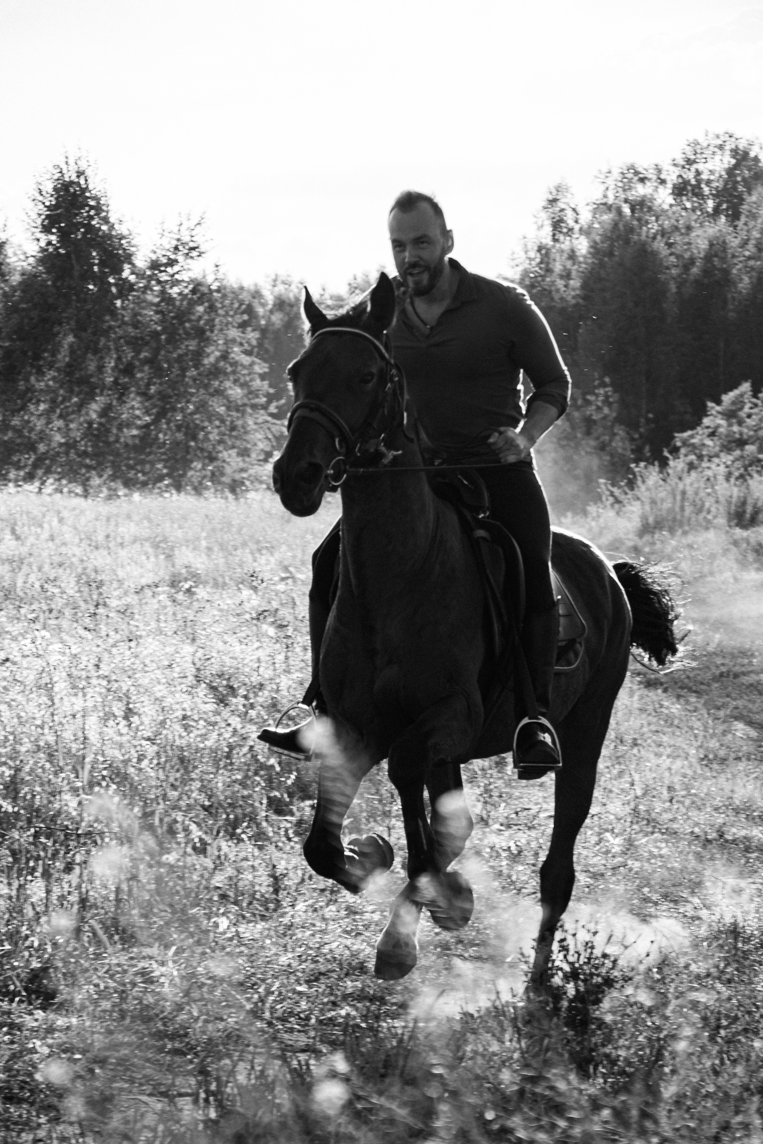 Александр Борматов и Пегас. Фотосессии с лошадьми в Москве, Новосибирске