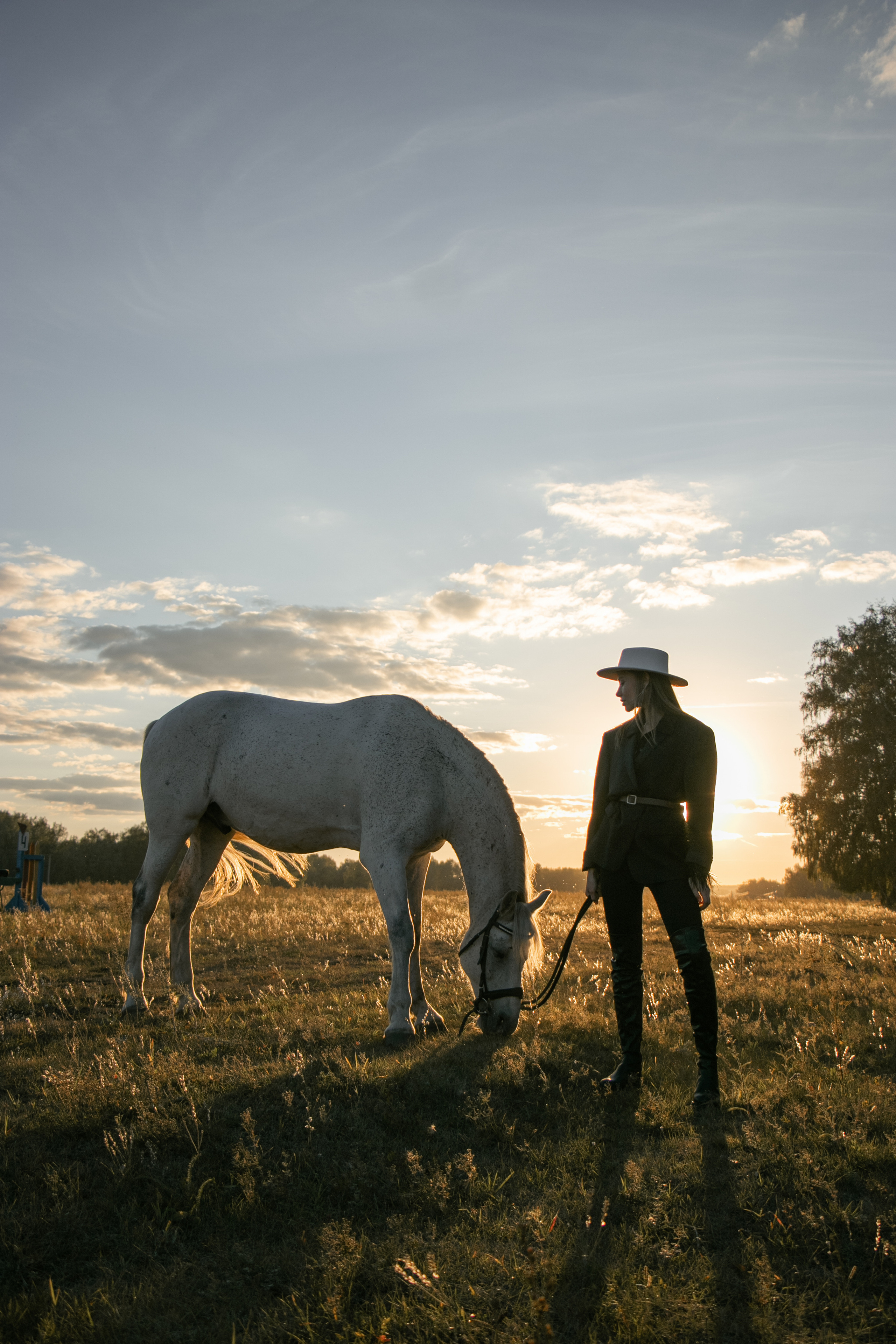 Алина Калинина и Пепел. Фотосессии с лошадьми в Москве, Новосибирске