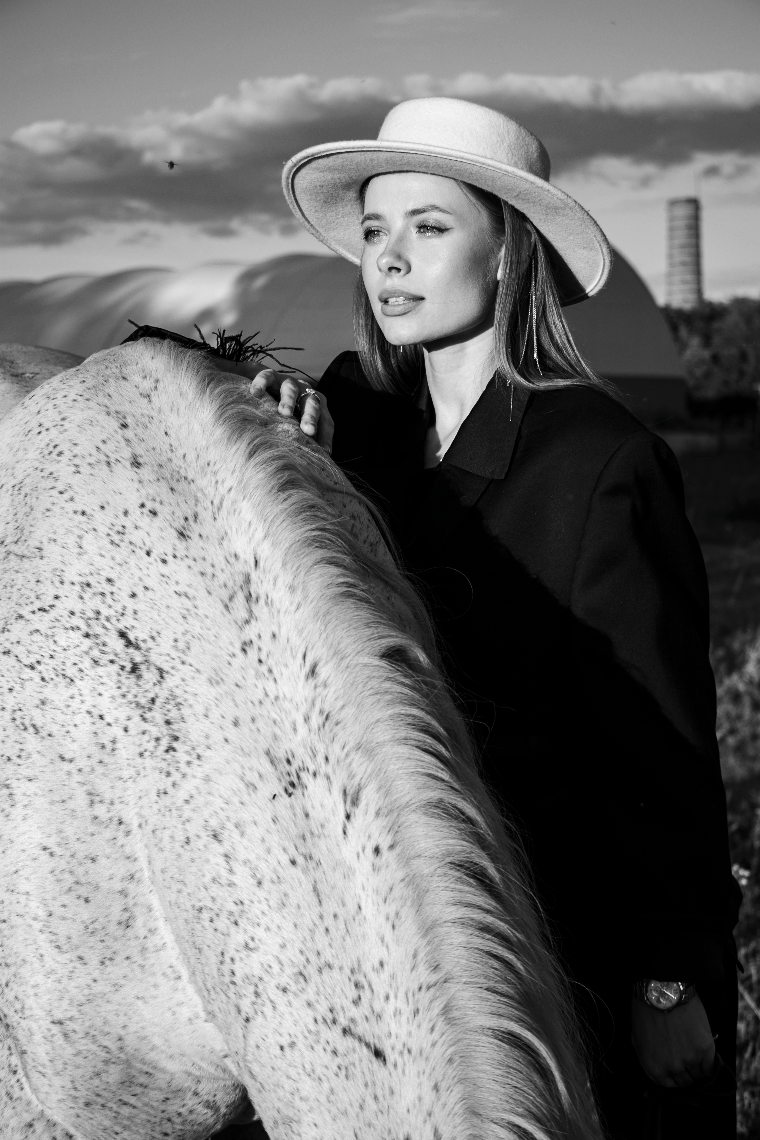 Алина Калинина и Пепел. Фотосессии с лошадьми в Москве, Новосибирске