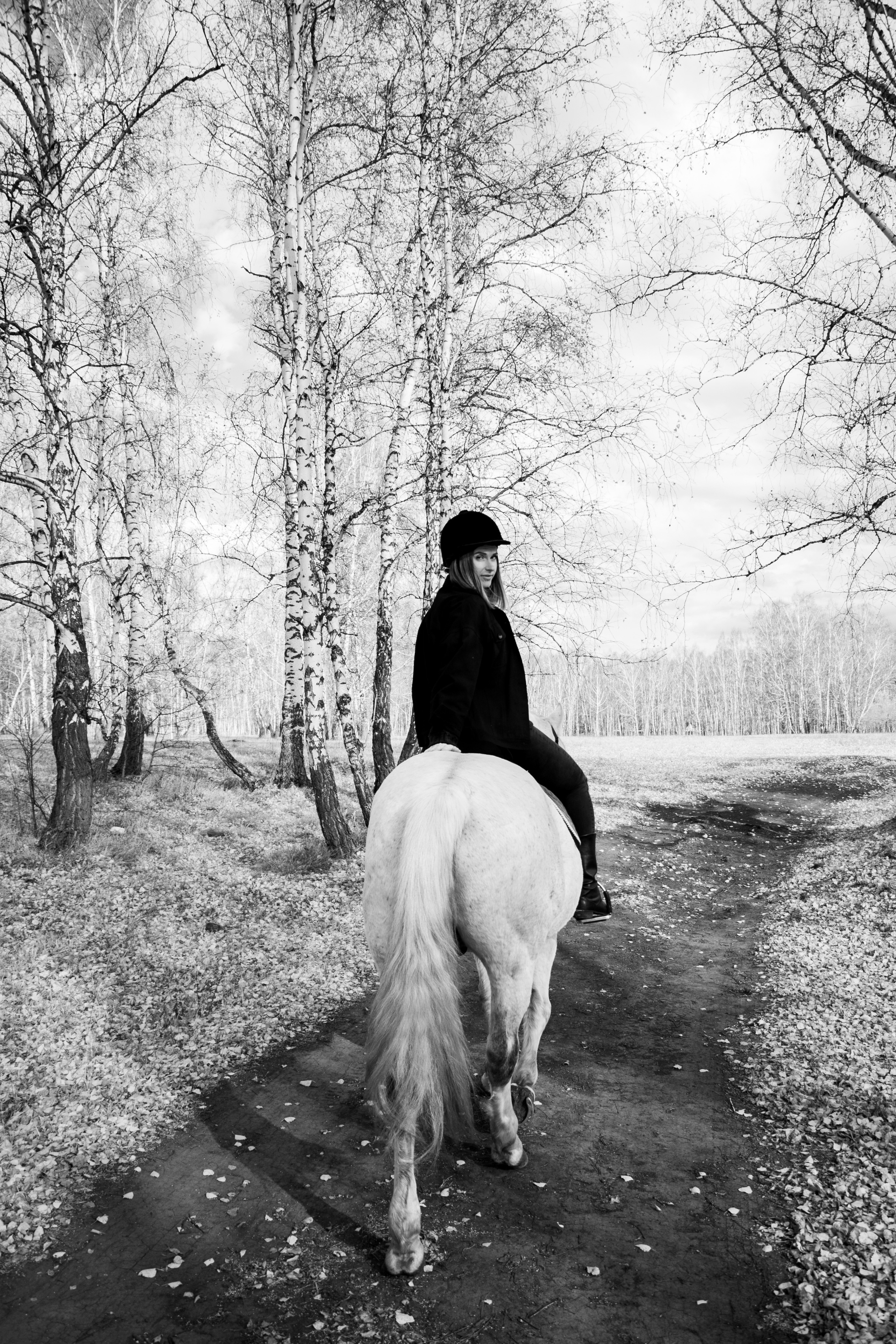 Олеся Гарченко и Пепел. Фотосессии с лошадьми в Москве, Новосибирске