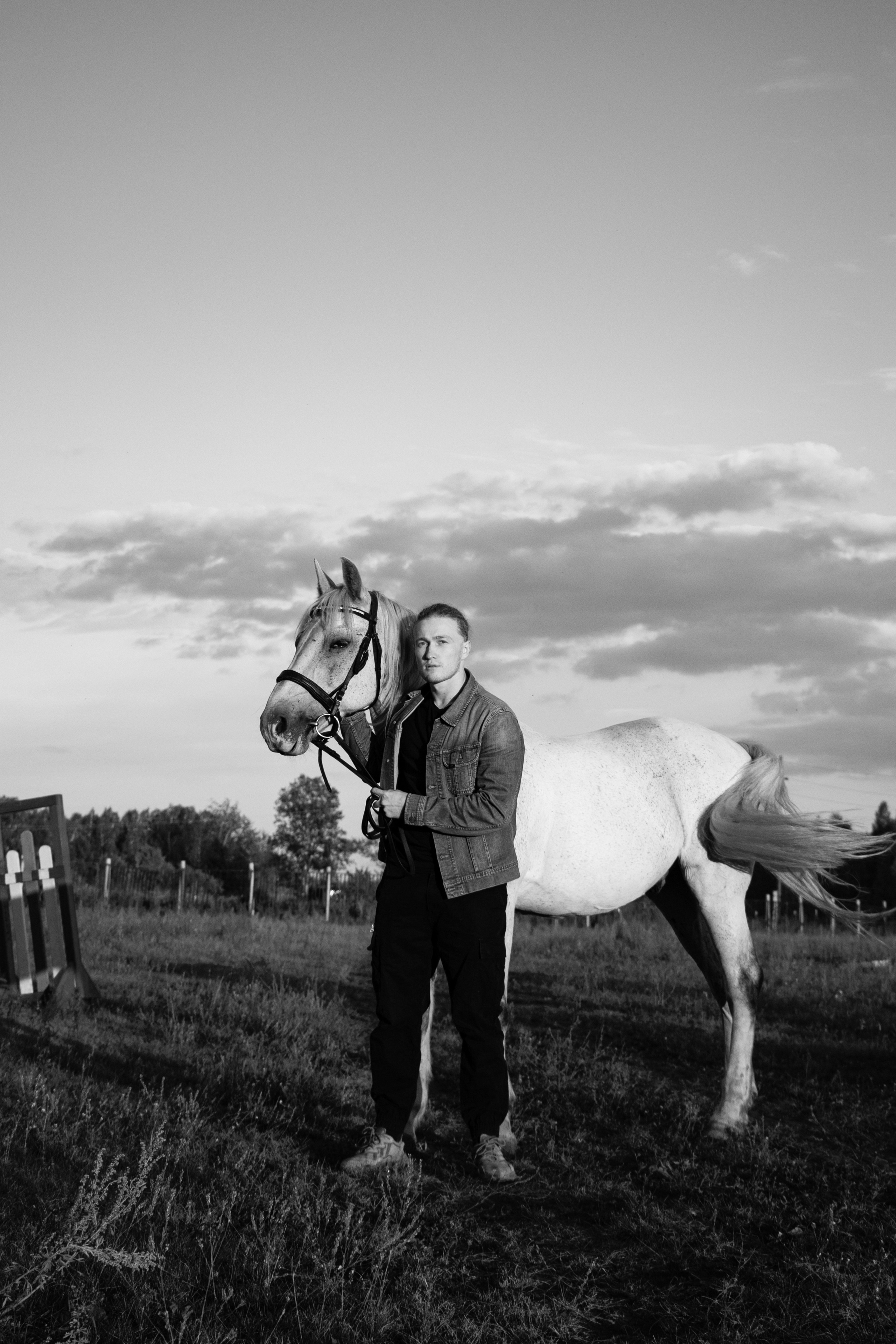 Максим и Пепел. Фотосессии с лошадьми в Москве, Новосибирске