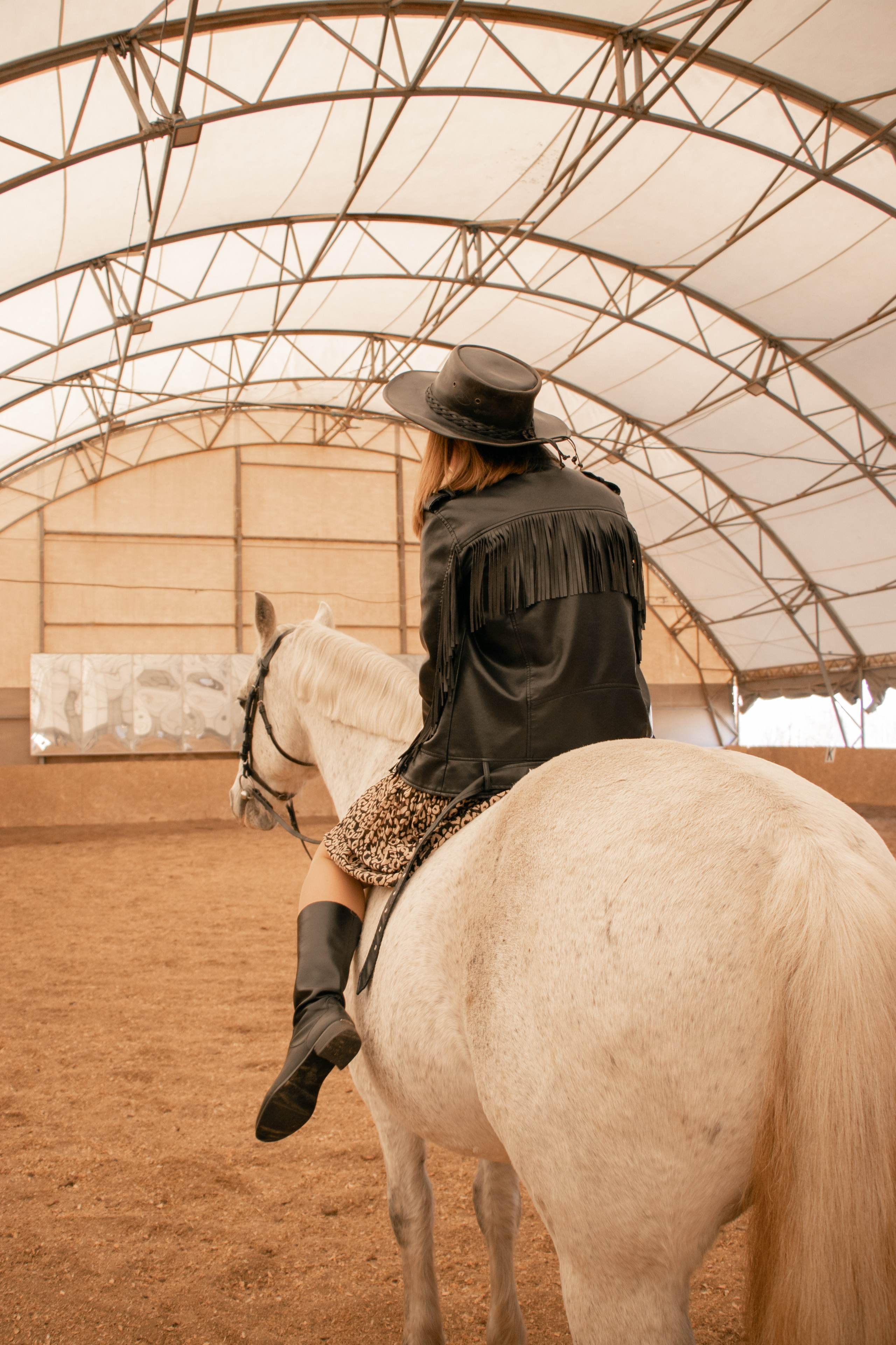 Олеся Гарченко и Пепел. Фотосессии с лошадьми в Москве, Новосибирске