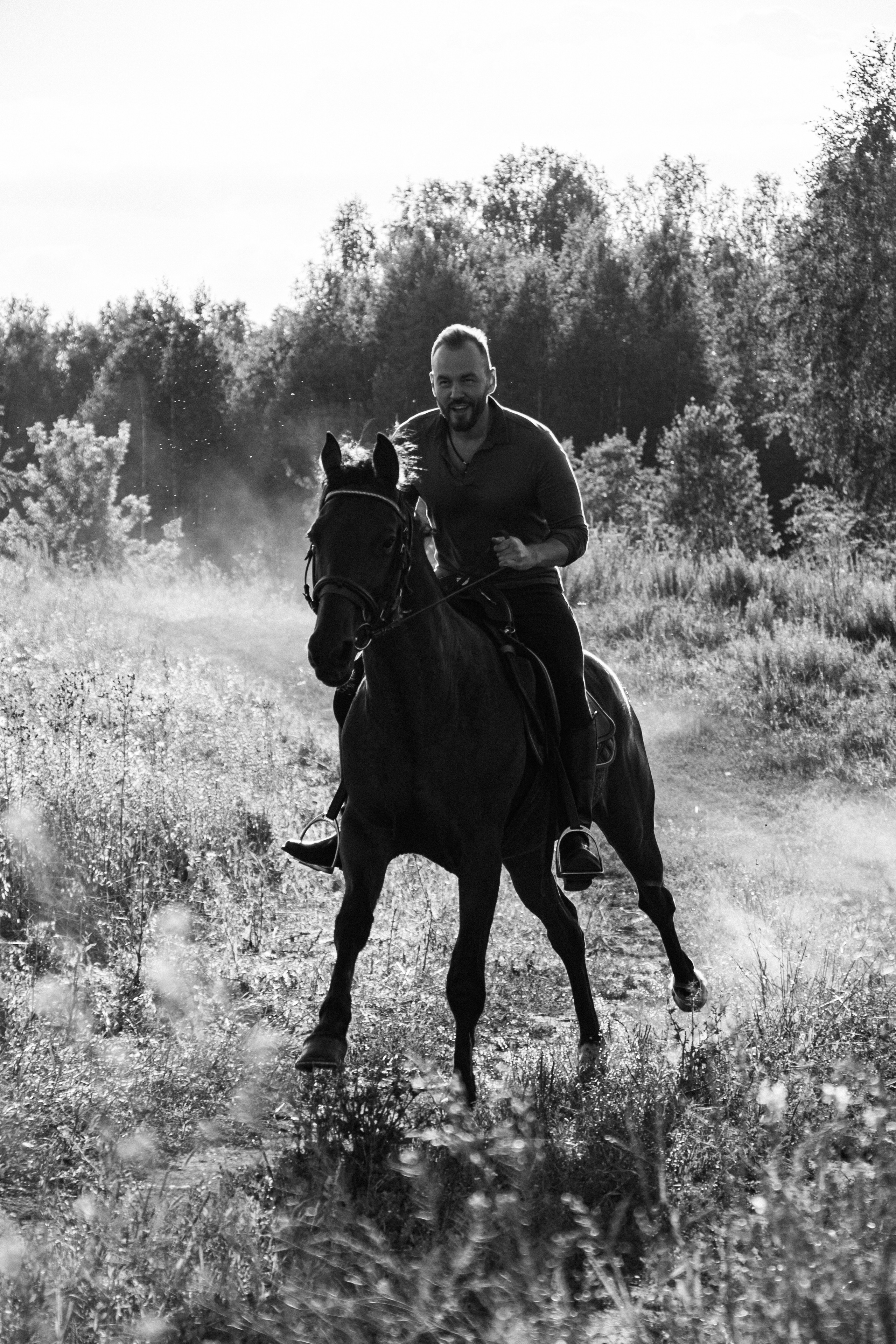 Александр Борматов и Пегас. Фотосессии с лошадьми в Москве, Новосибирске