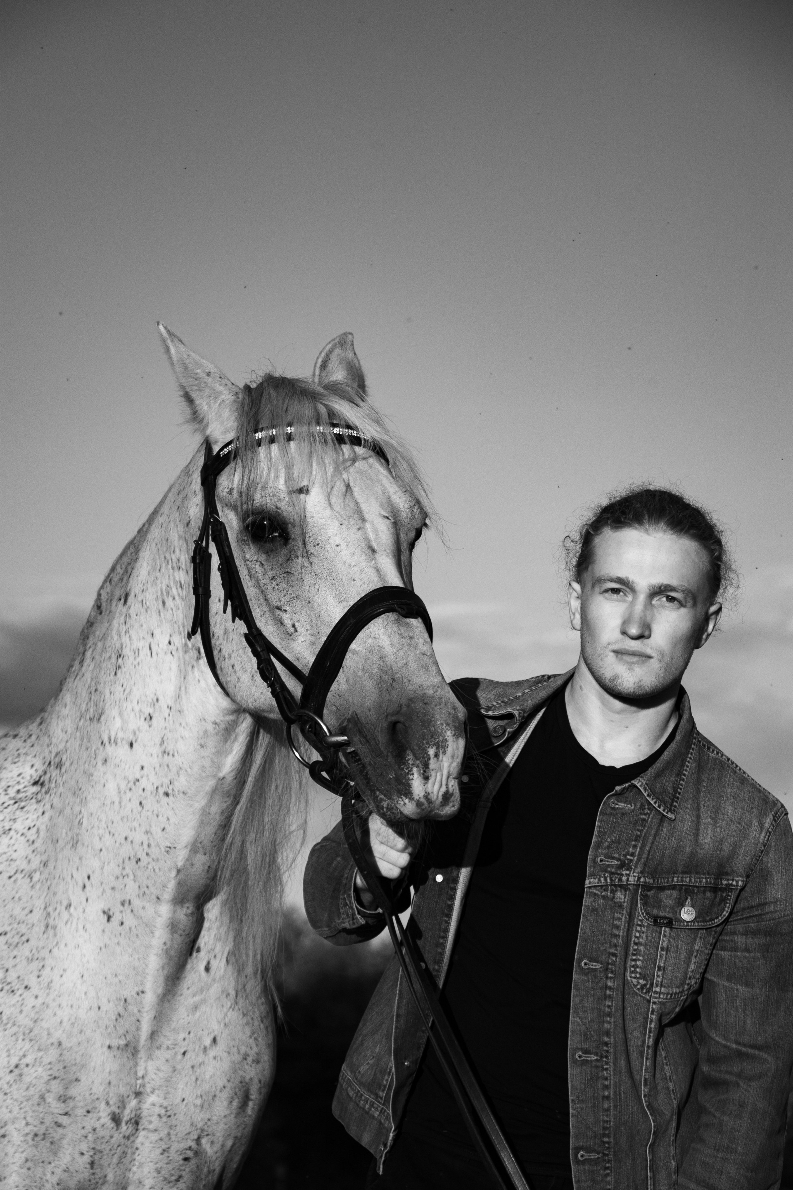 Максим и Пепел. Фотосессии с лошадьми в Москве, Новосибирске