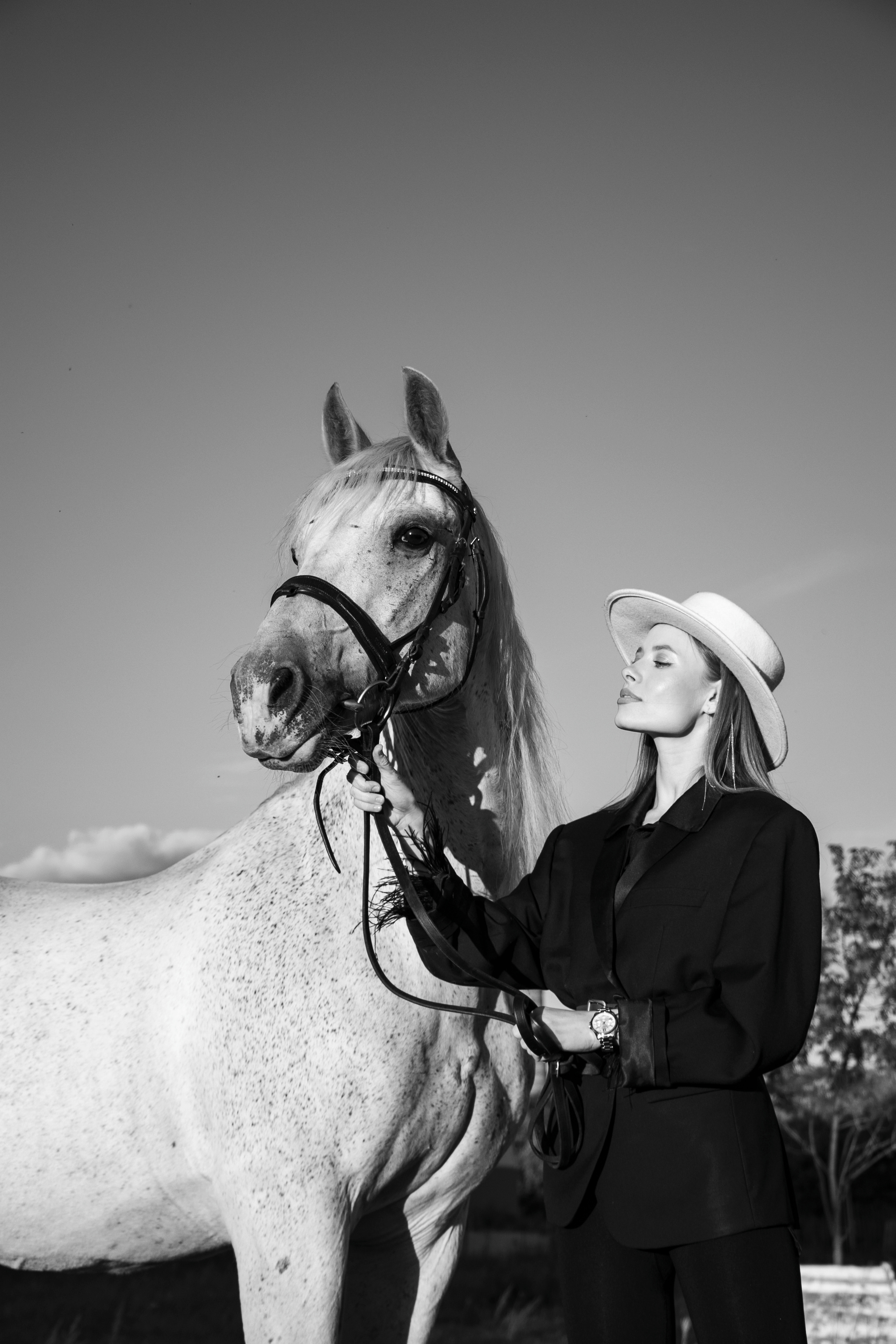 Алина Калинина и Пепел. Фотосессии с лошадьми в Москве, Новосибирске