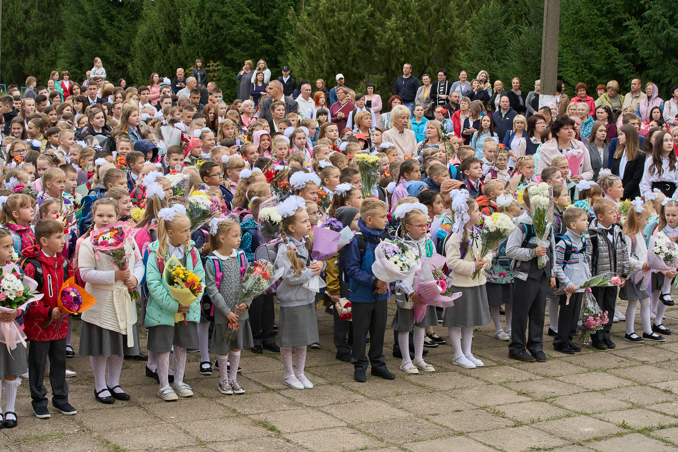 Фото на 1 сентября в Заволжье, Городце. 1 класс. Школьный фотограф. Фотограф в Заволжье Алексей Шабалин