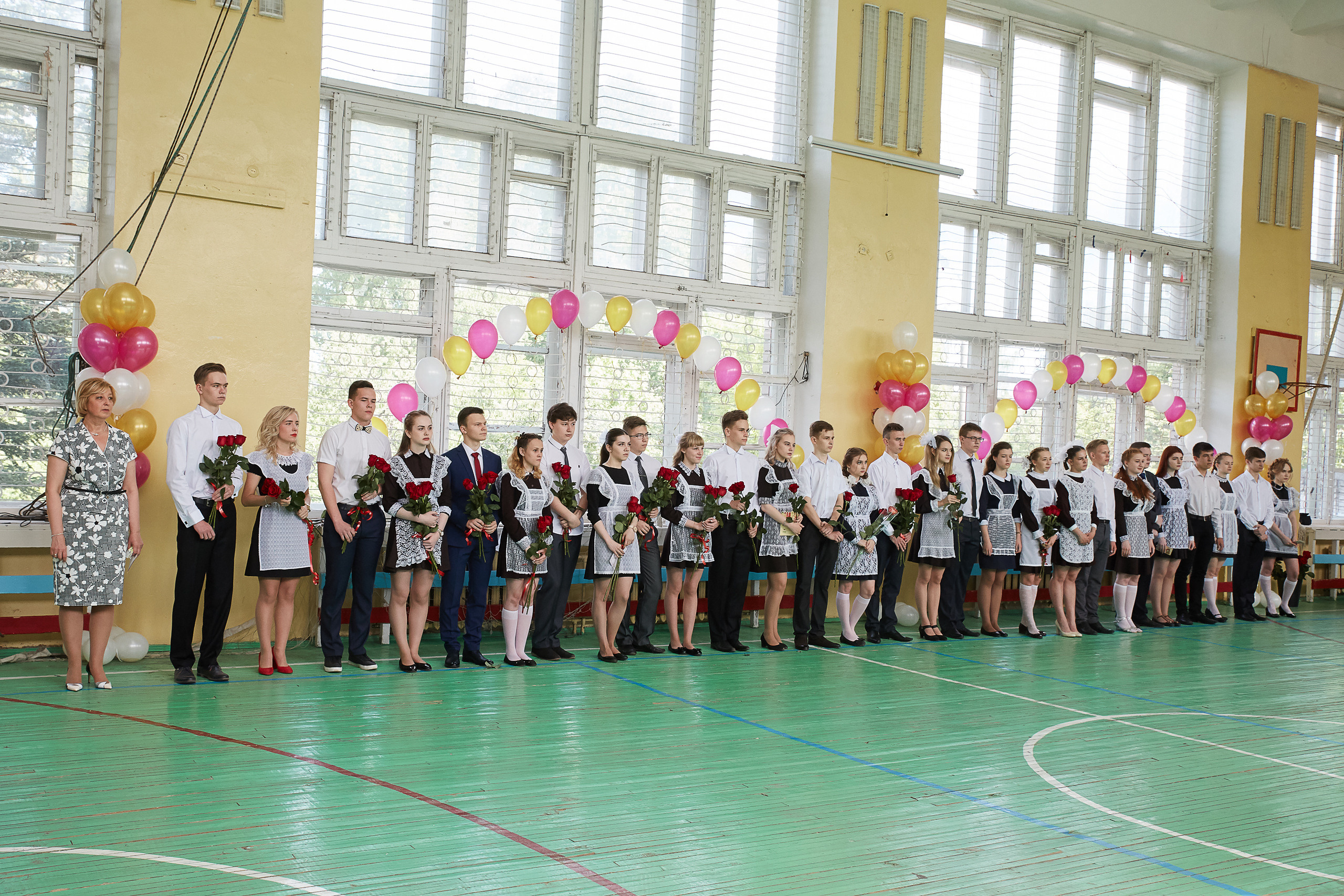 Фото на Последний звонок 9, 11 класс. Школьный фотограф в Заволжье. Фотограф в Заволжье Алексей Шабалин
