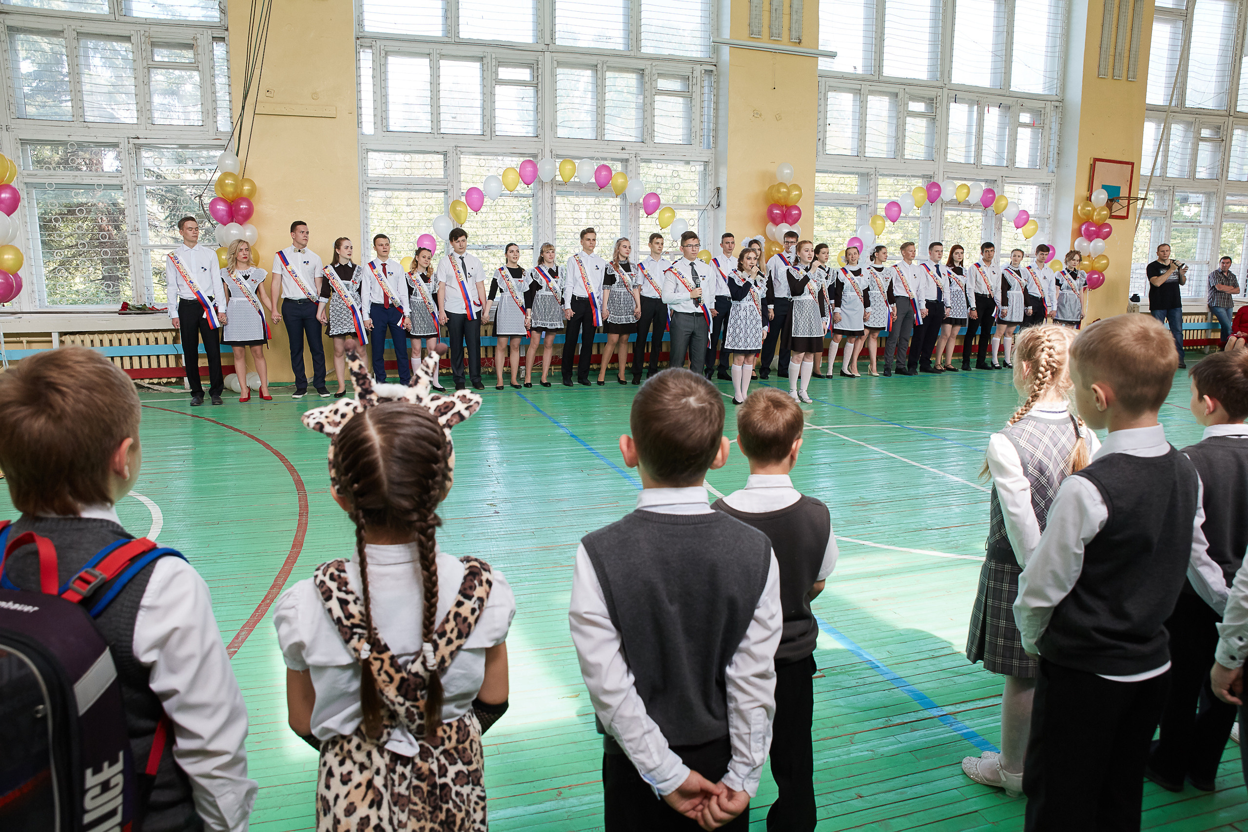 Фото на Последний звонок 9, 11 класс. Школьный фотограф в Заволжье. Фотограф в Заволжье Алексей Шабалин