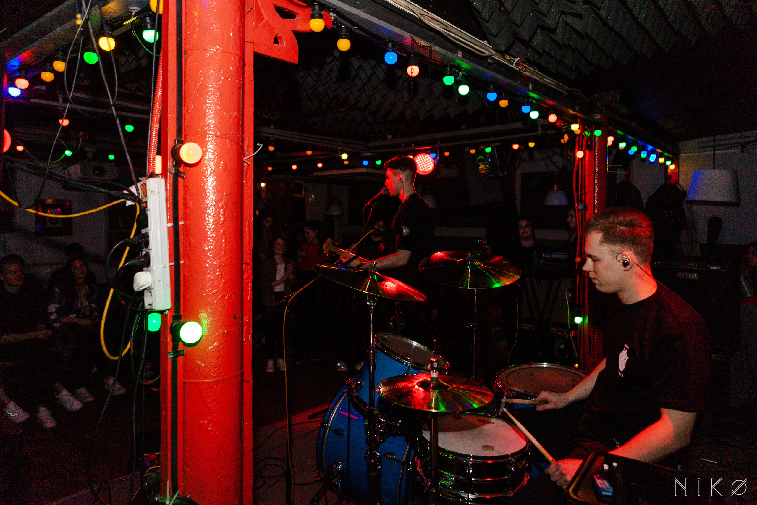 IVEMBR концерт. Фотограф Николь Фолиянц