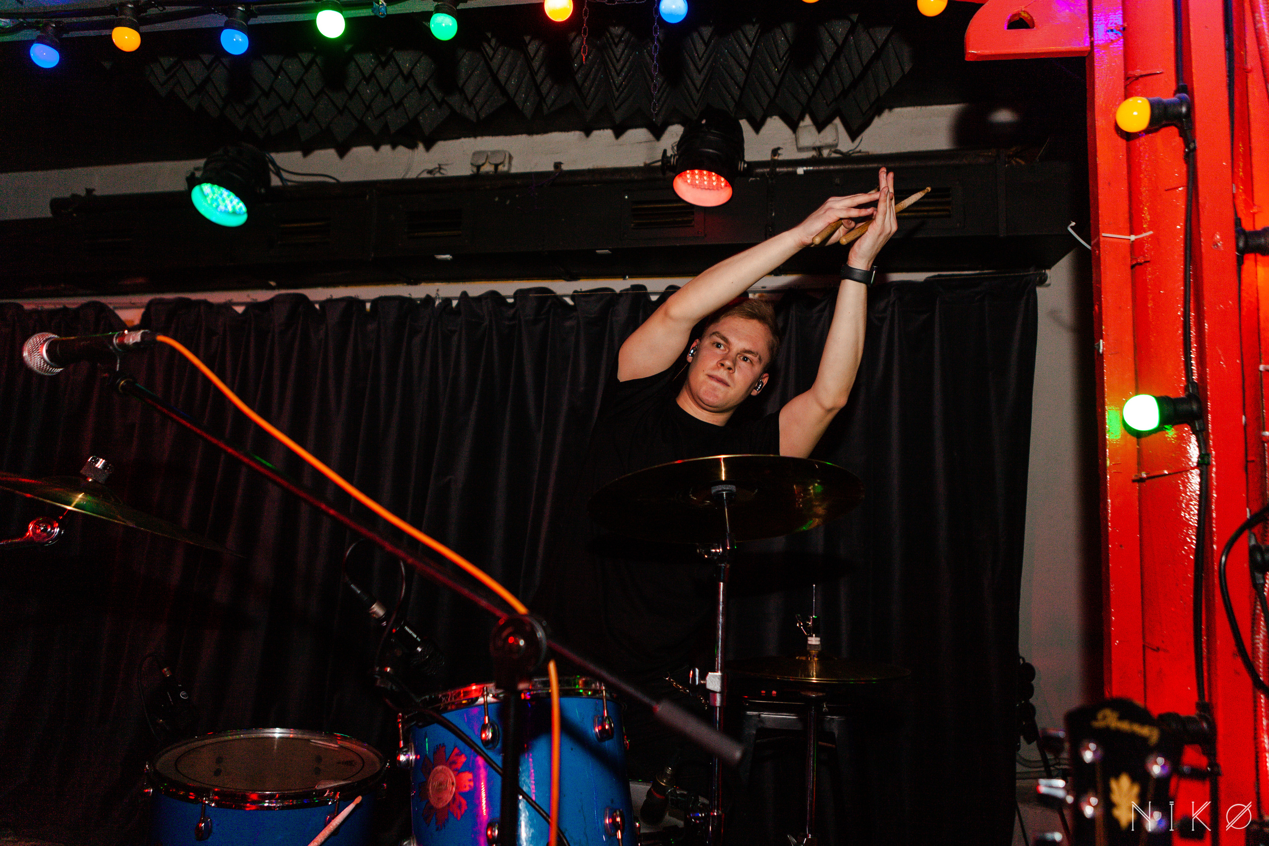 IVEMBR концерт. Фотограф Николь Фолиянц