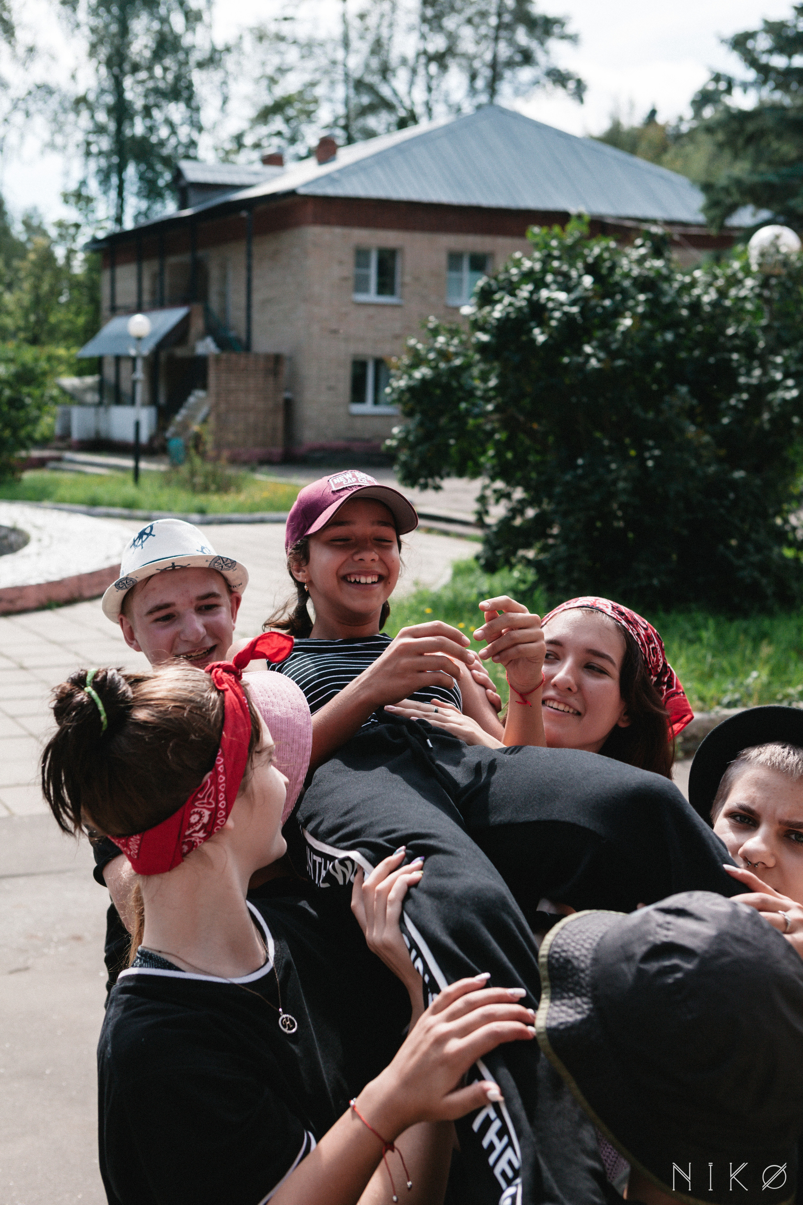 SOVA CAMP. Фотограф Николь Фолиянц