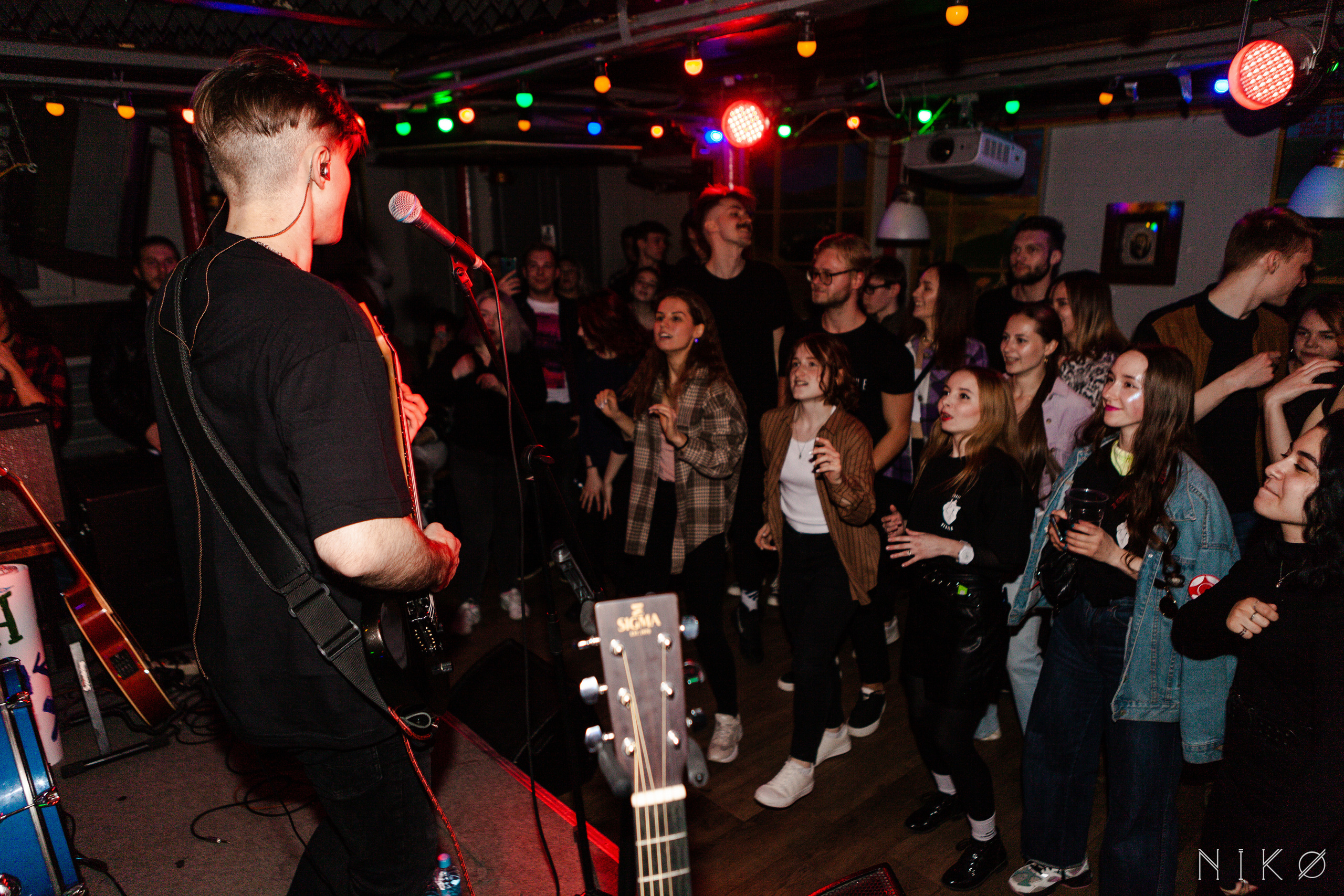 IVEMBR концерт. Фотограф Николь Фолиянц