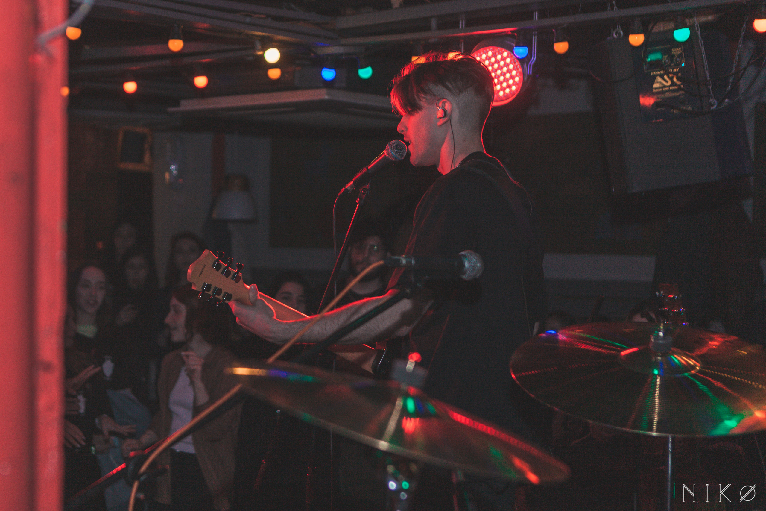 IVEMBR концерт. Фотограф Николь Фолиянц