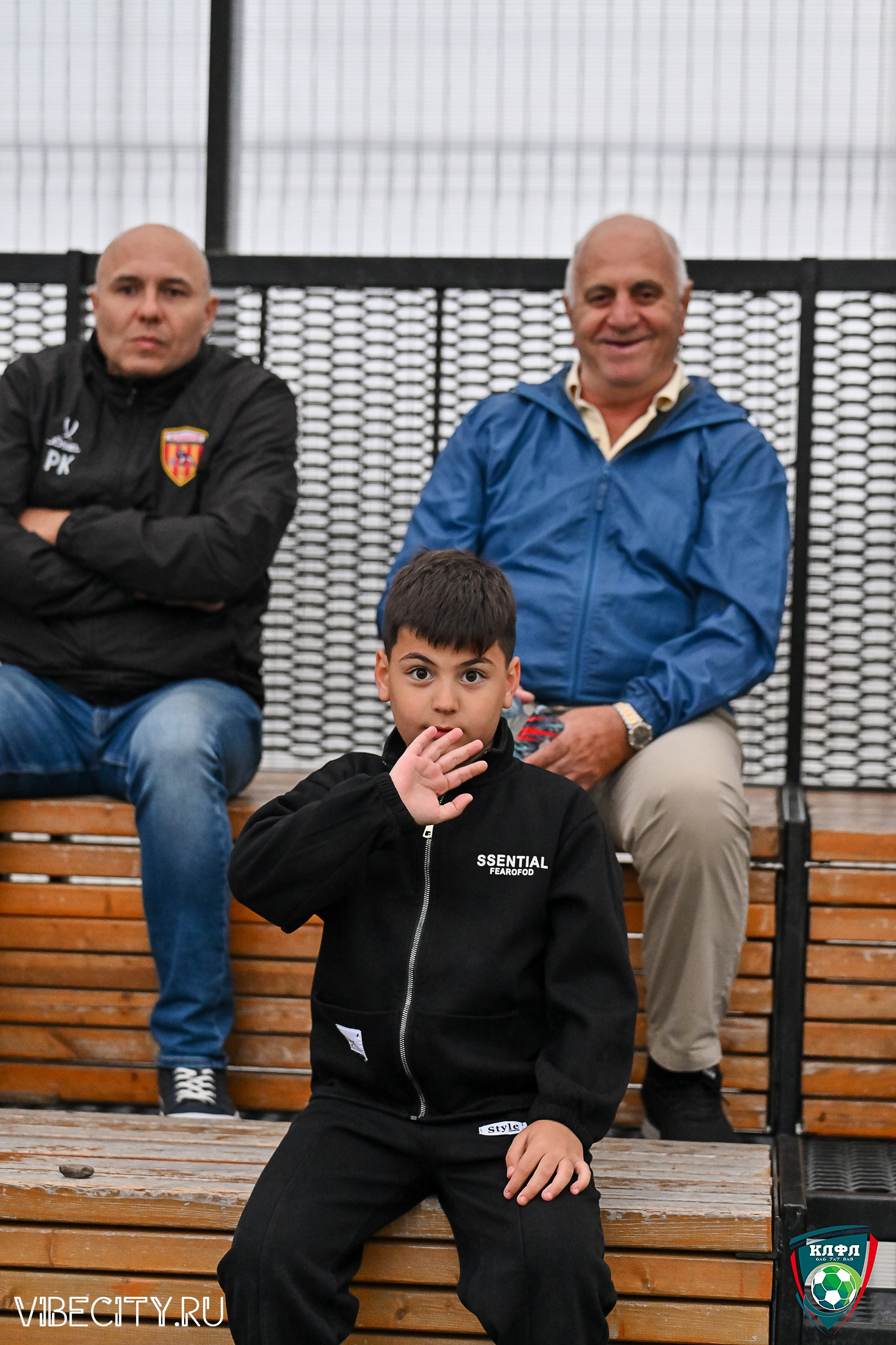 ФИНАЛЬНЫЕ МАТЧИ ПЛЕЙ-ОФФ XXl ЛЕТНЕГО КУБКА КАЛИНИНГРАДСКОЙ ЛФЛ. VIBECITY.RU Вайб Сити Ру Фоторепортажи Фотоотчеты Калининград