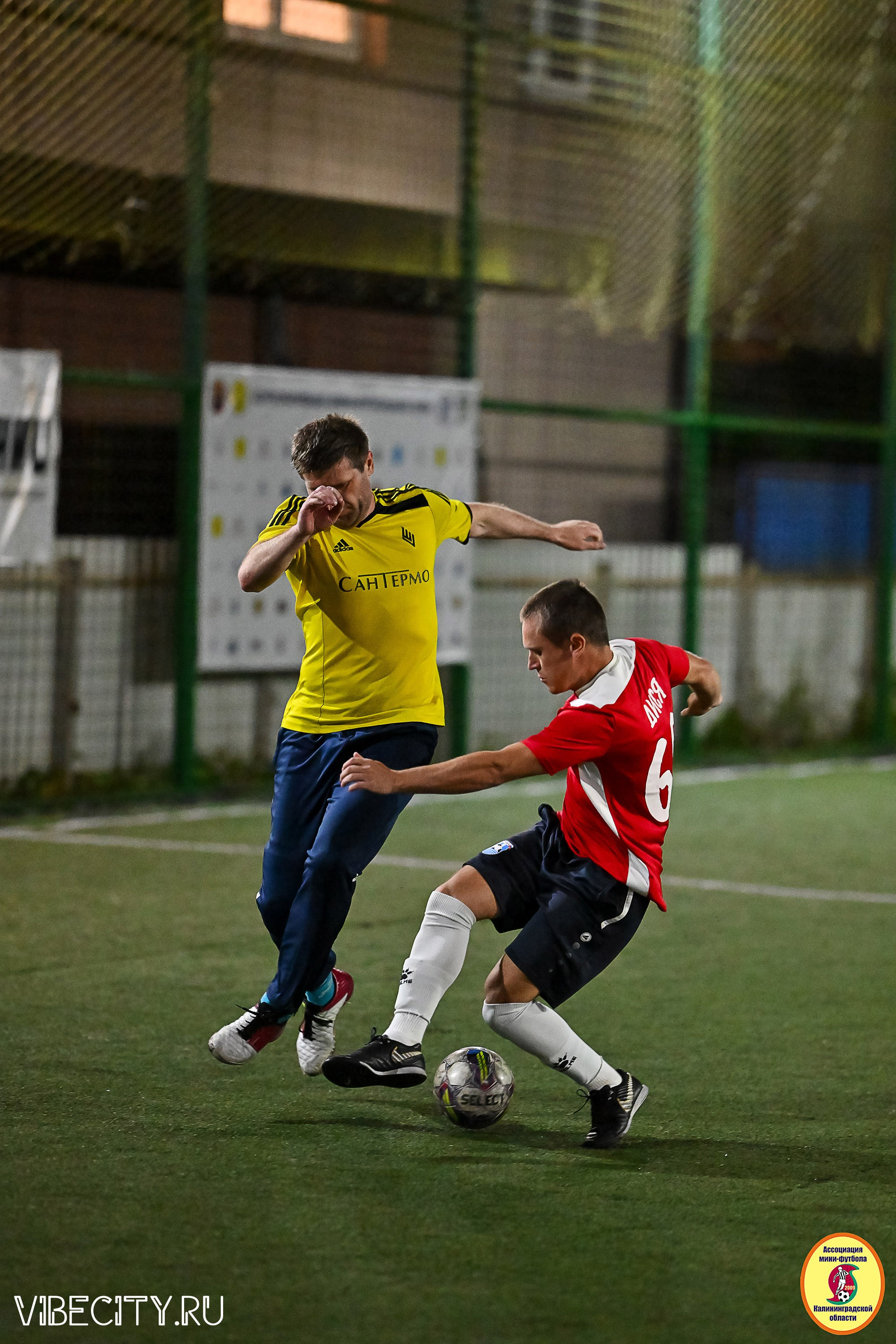 ФИНАЛЬНЫЕ ИГРЫ КУБКА МИНИ-ФУТБОЛЬНОЙ ЛИГИ И КУБКА КОРПОРАТИВНОЙ МФЛ 2025. VIBECITY.RU Вайб Сити Ру Фоторепортажи Фотоотчеты Калининград